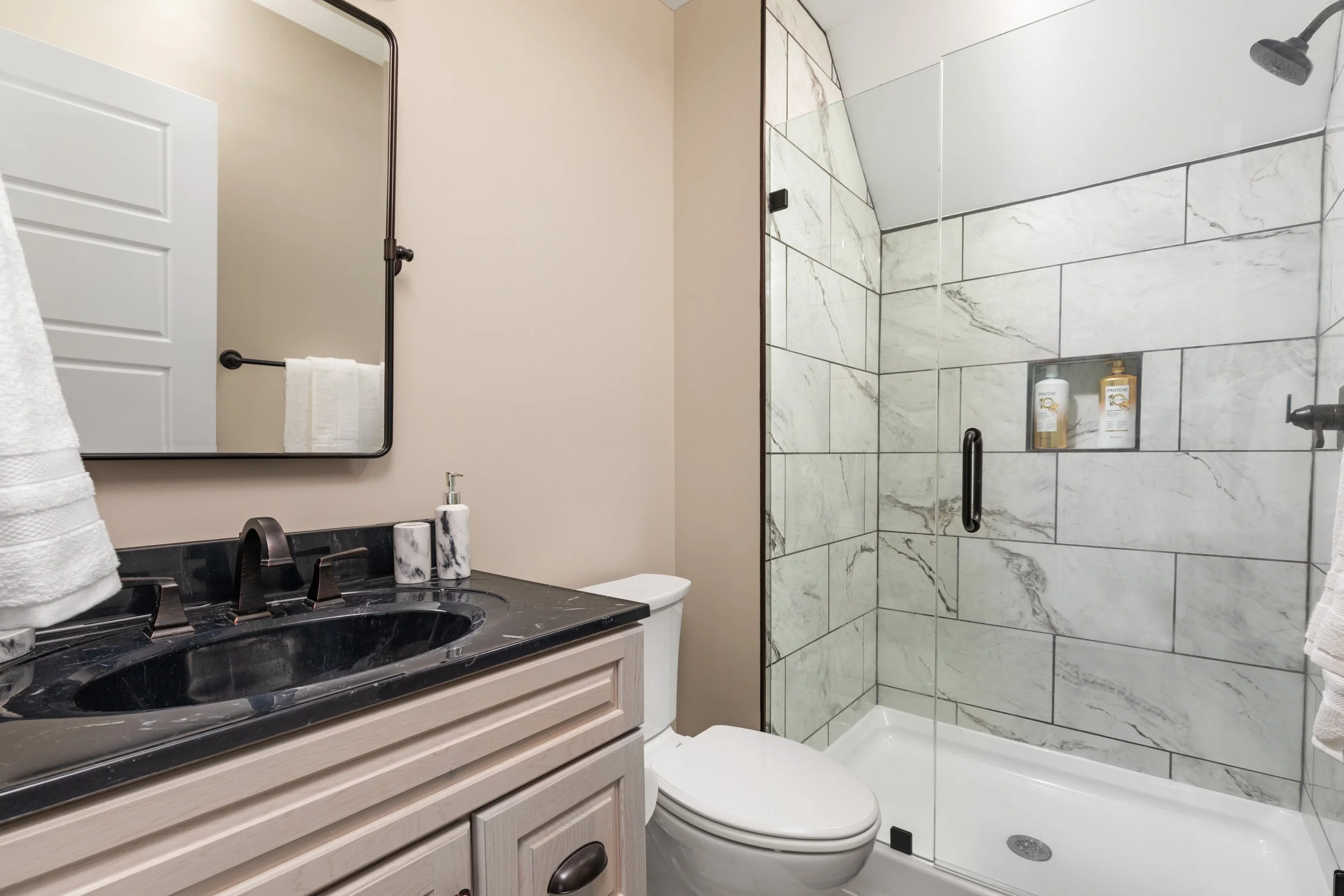 Sunset Mountain Bathroom.jpg