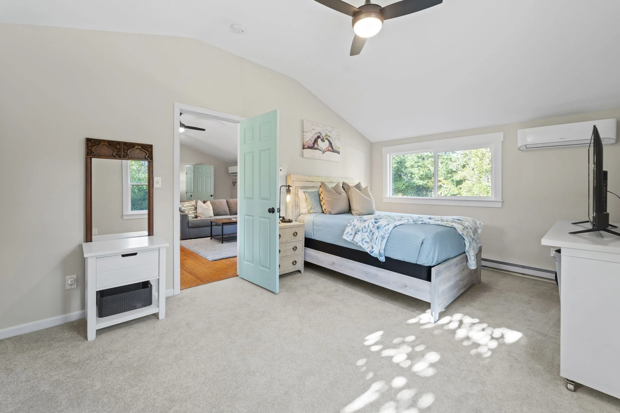 The River House bedroom 3.jpg
