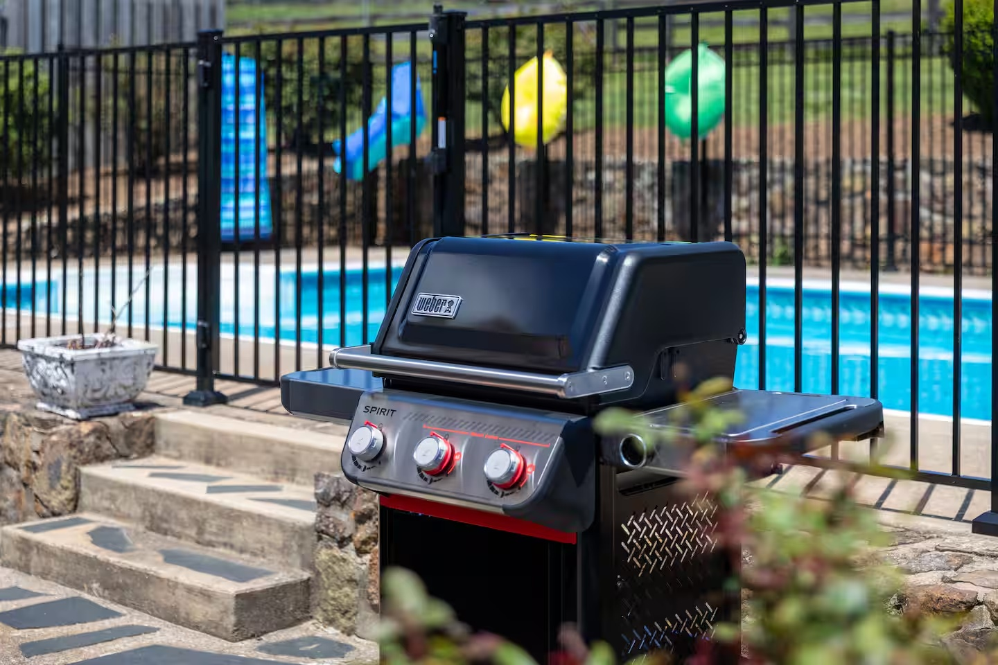 53-the-heritage-house-poolside-grill.png