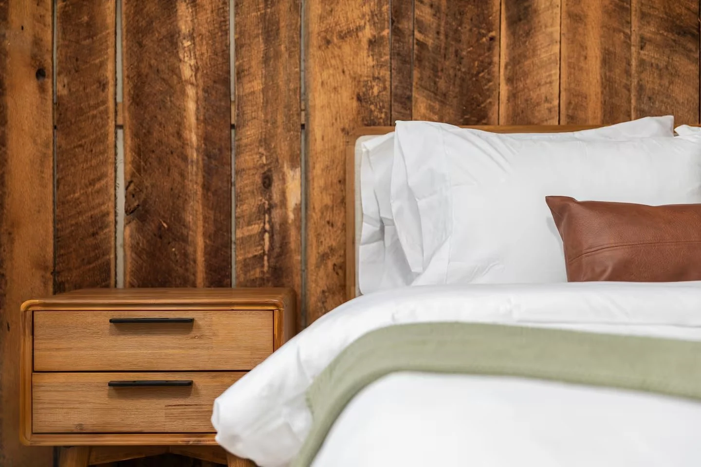 12-bedroom-nightstand-bed-detail.jpg