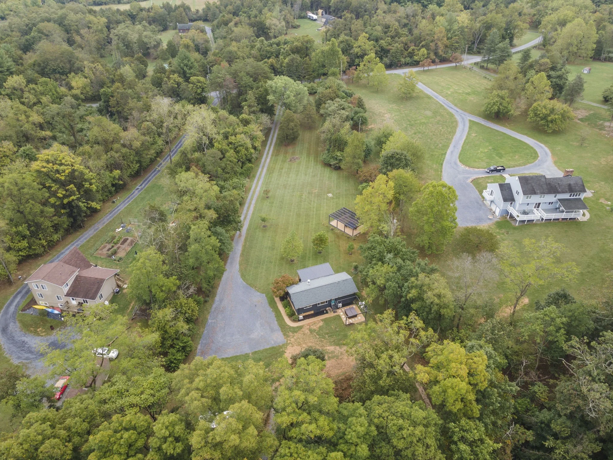 The River House aerial view yard 2.jpg