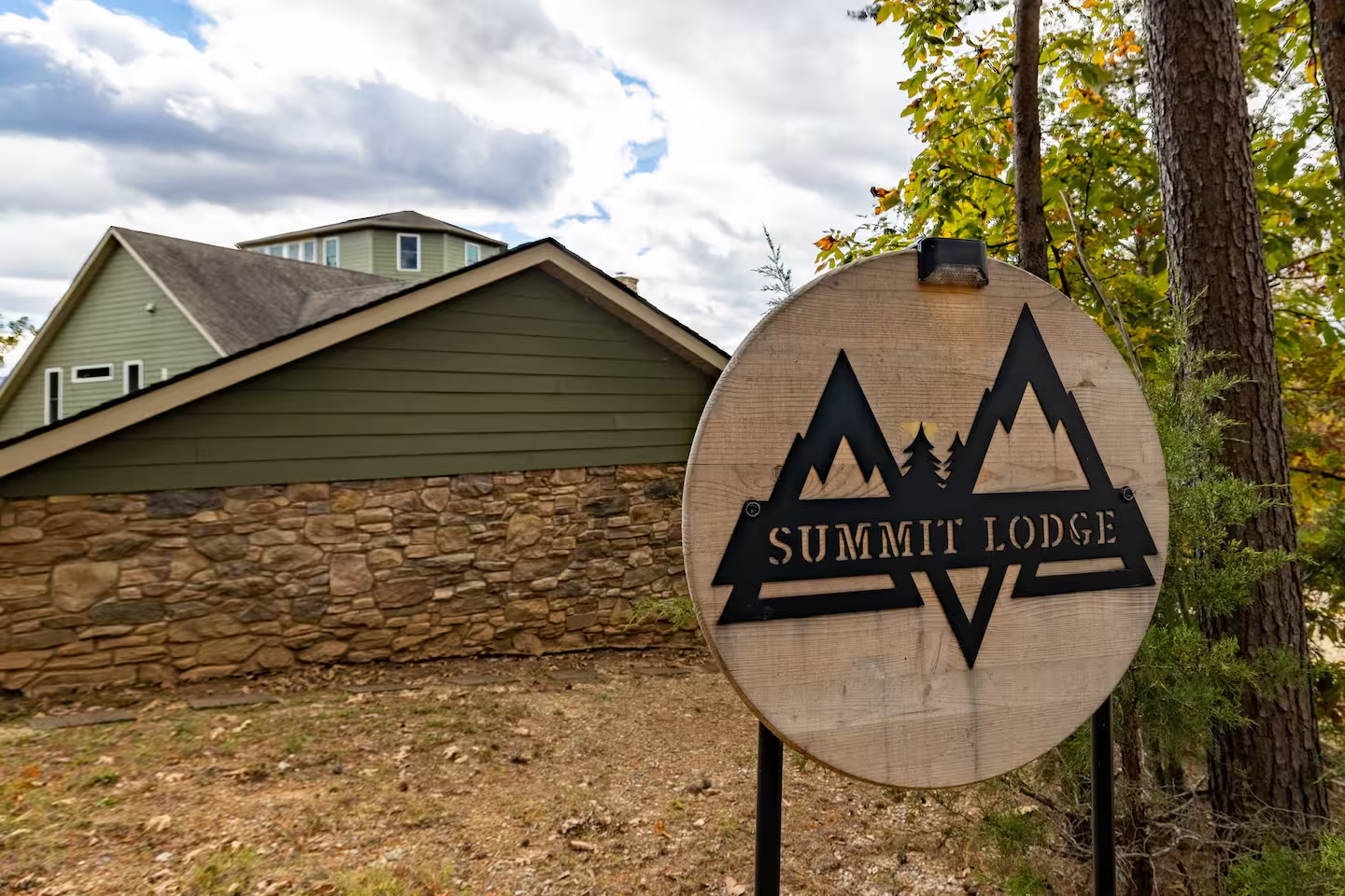summit-lodge-55.png