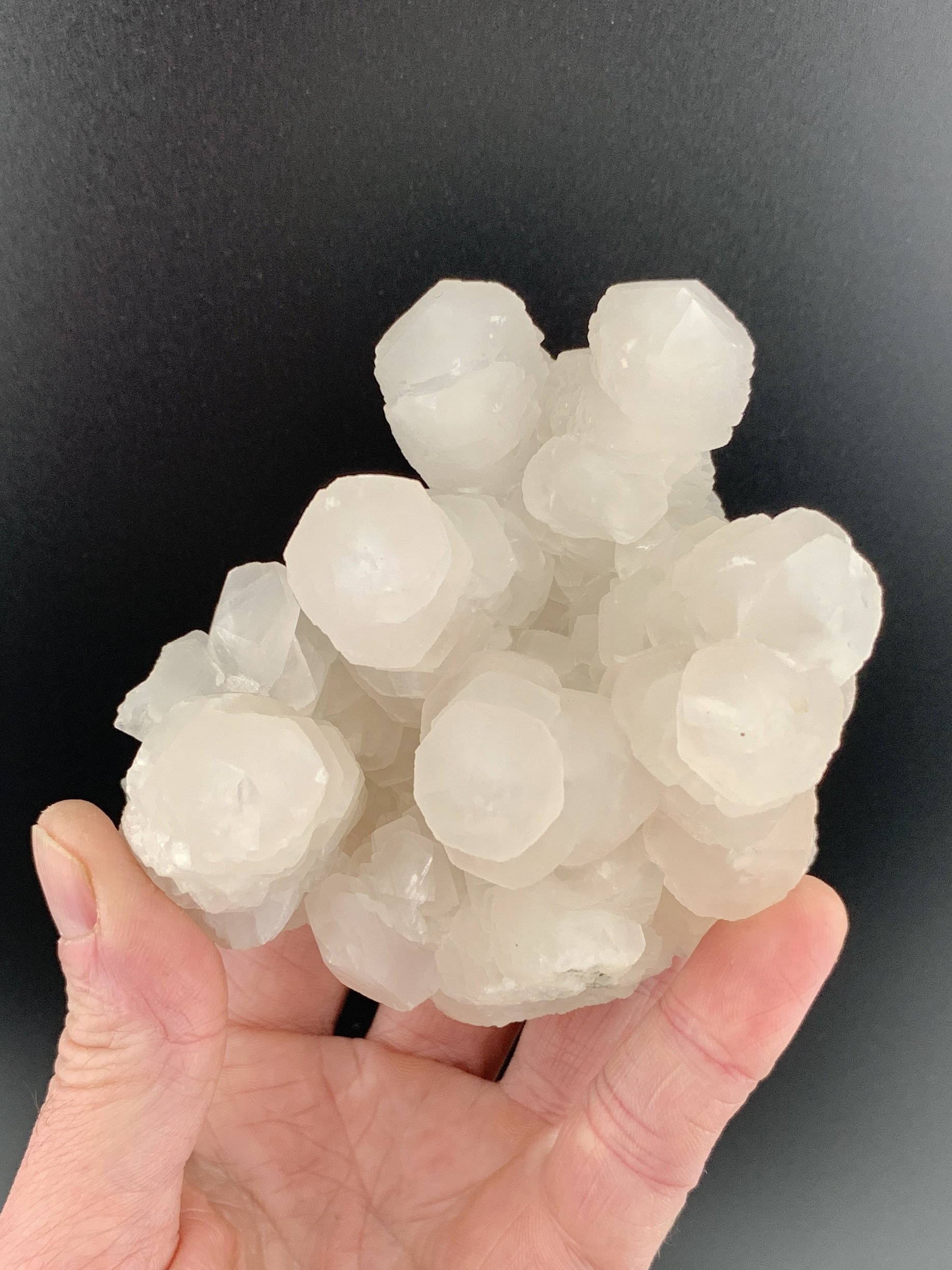 calcite mineral specimen crystal from septemvri mine Bulgaria uv fluorescent