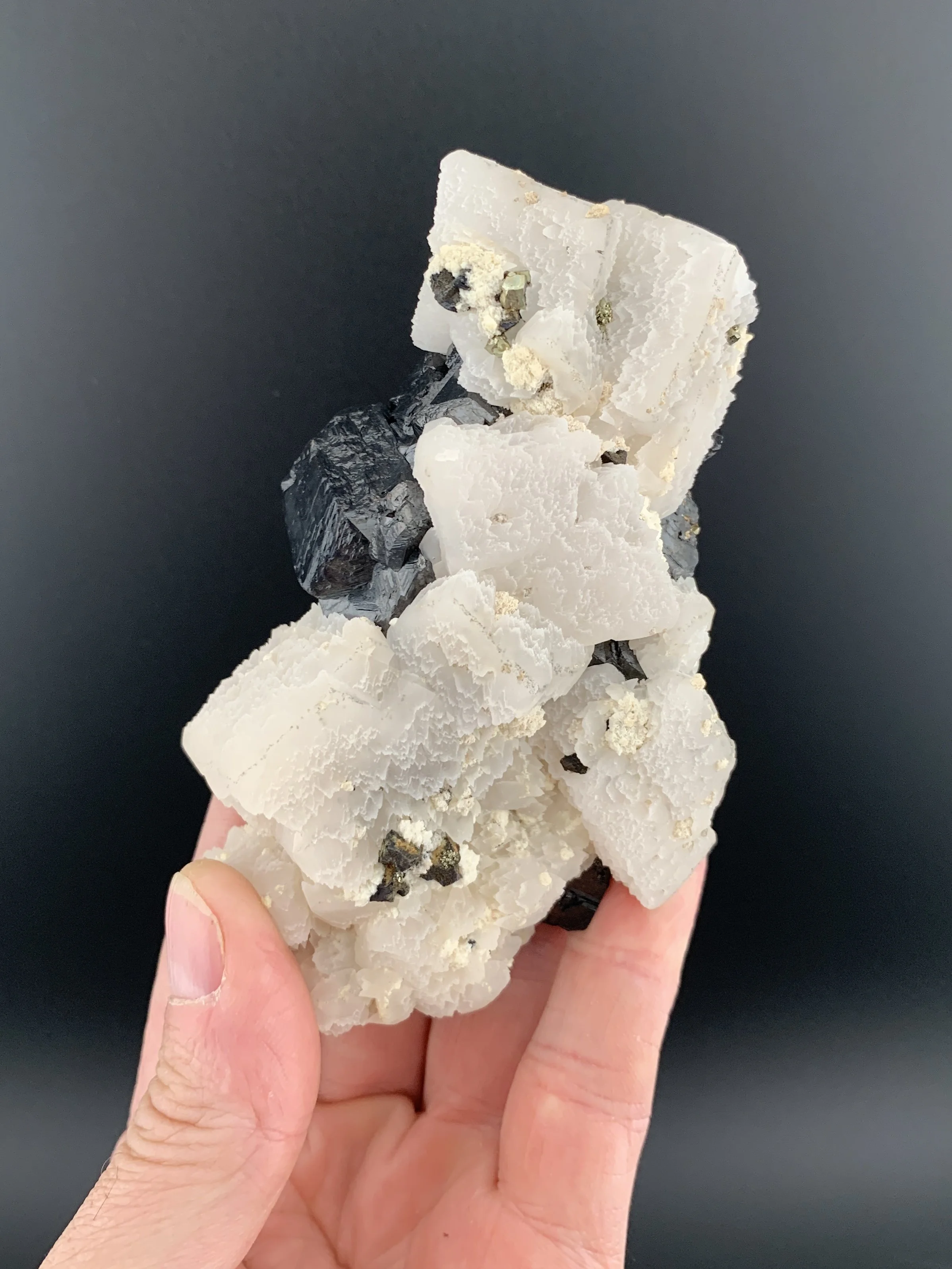 CALCITE and SPHALERITE from Naica, Chihuahua, Mexico.(MSM59).