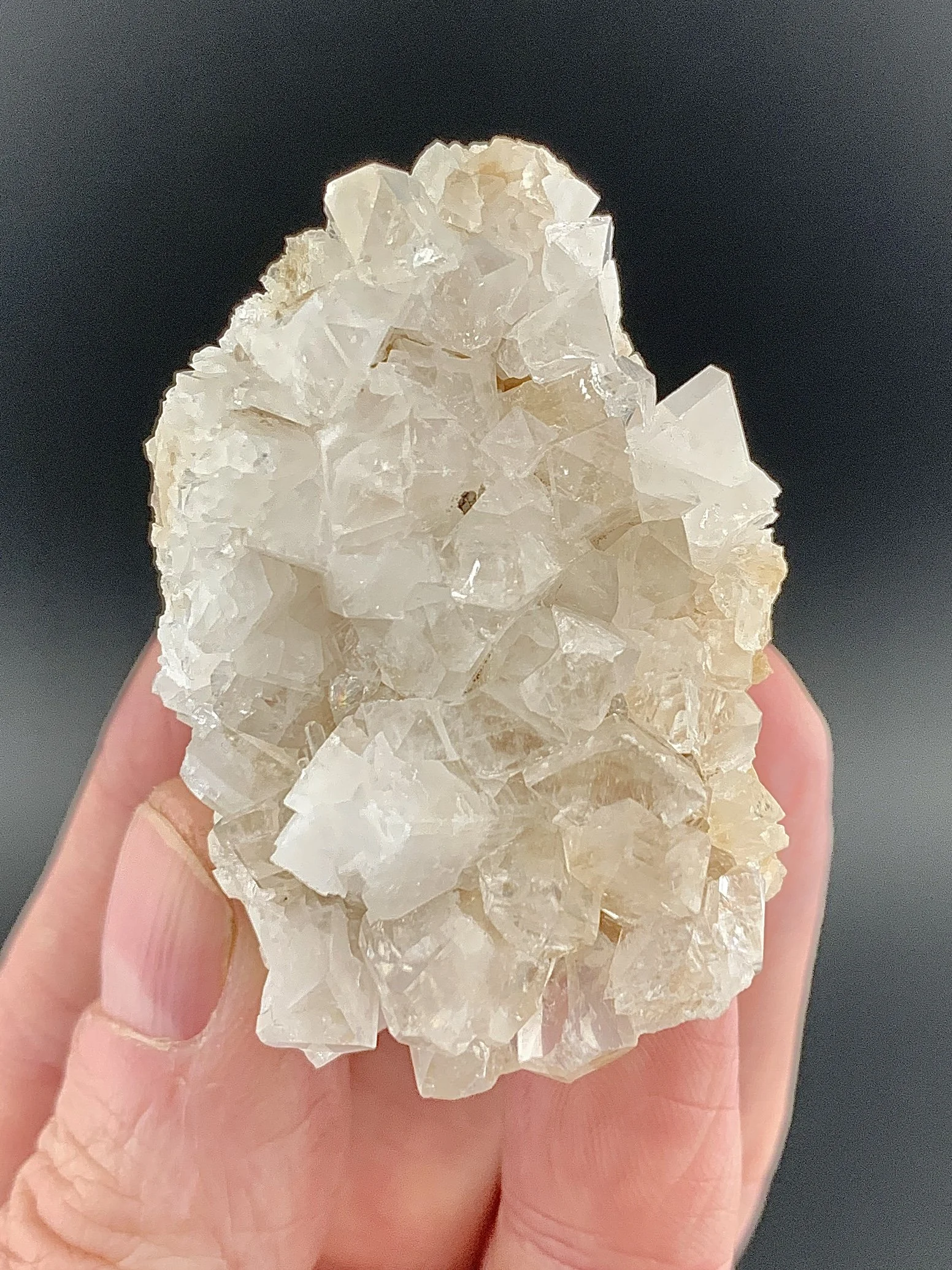 COLEMANITE UV mineral specimen from Turkey