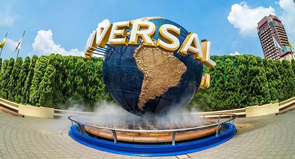 USJ-japan-universal-studios-osaka-fun-themepark.webp