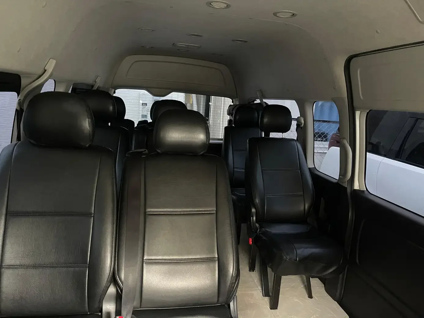 japan-tour-private-van-interior.webp
