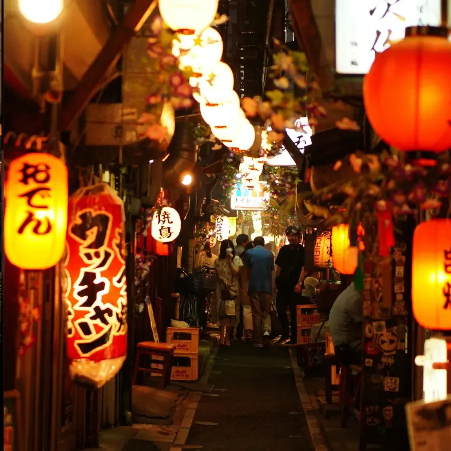tokyo-tour-shinjuku-local-dining-bars.webp