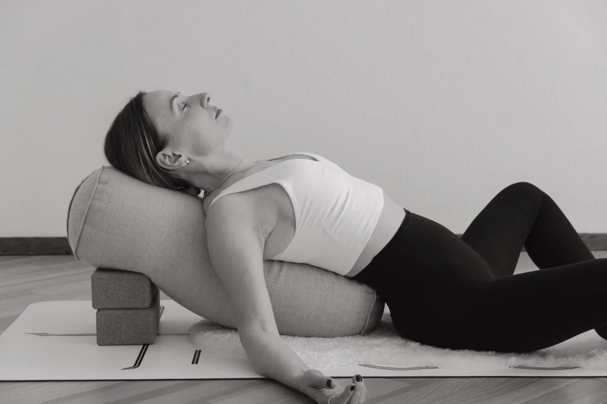 Coaching for women entrepenurs that honors their business and life systems. Somatic awarness and nervous systems regulation