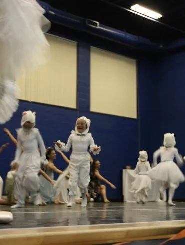 Ballet Theatre of Maryland - "Cinderella" (Photo: Liza Davis) 