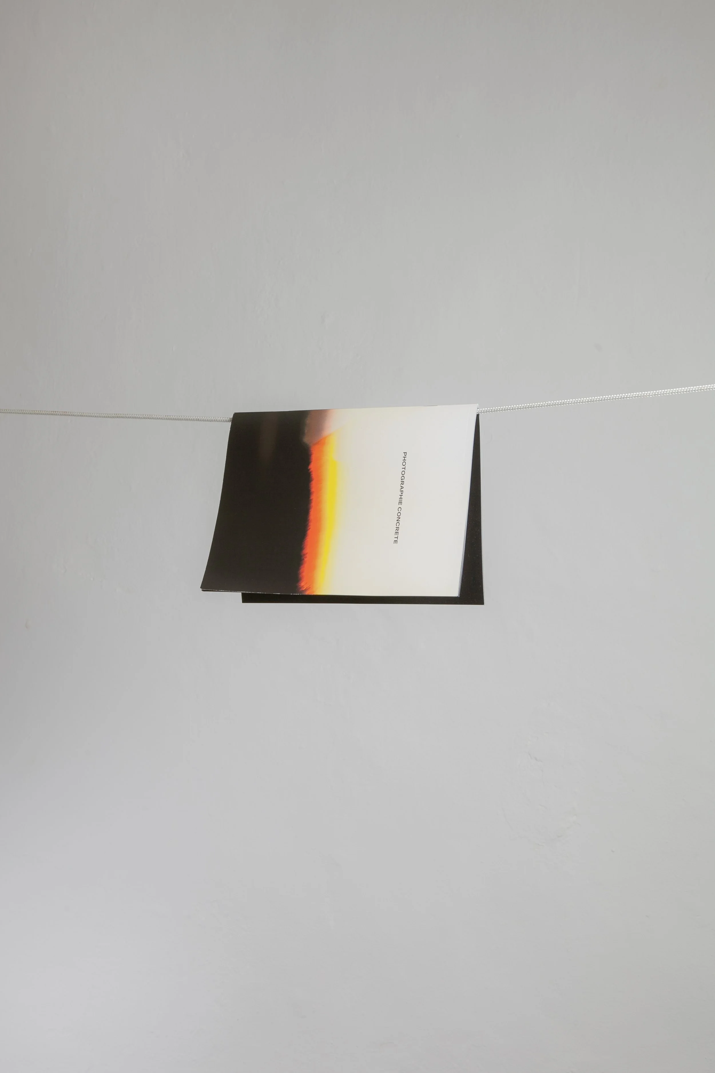 Photographie concrète, publication, 2022