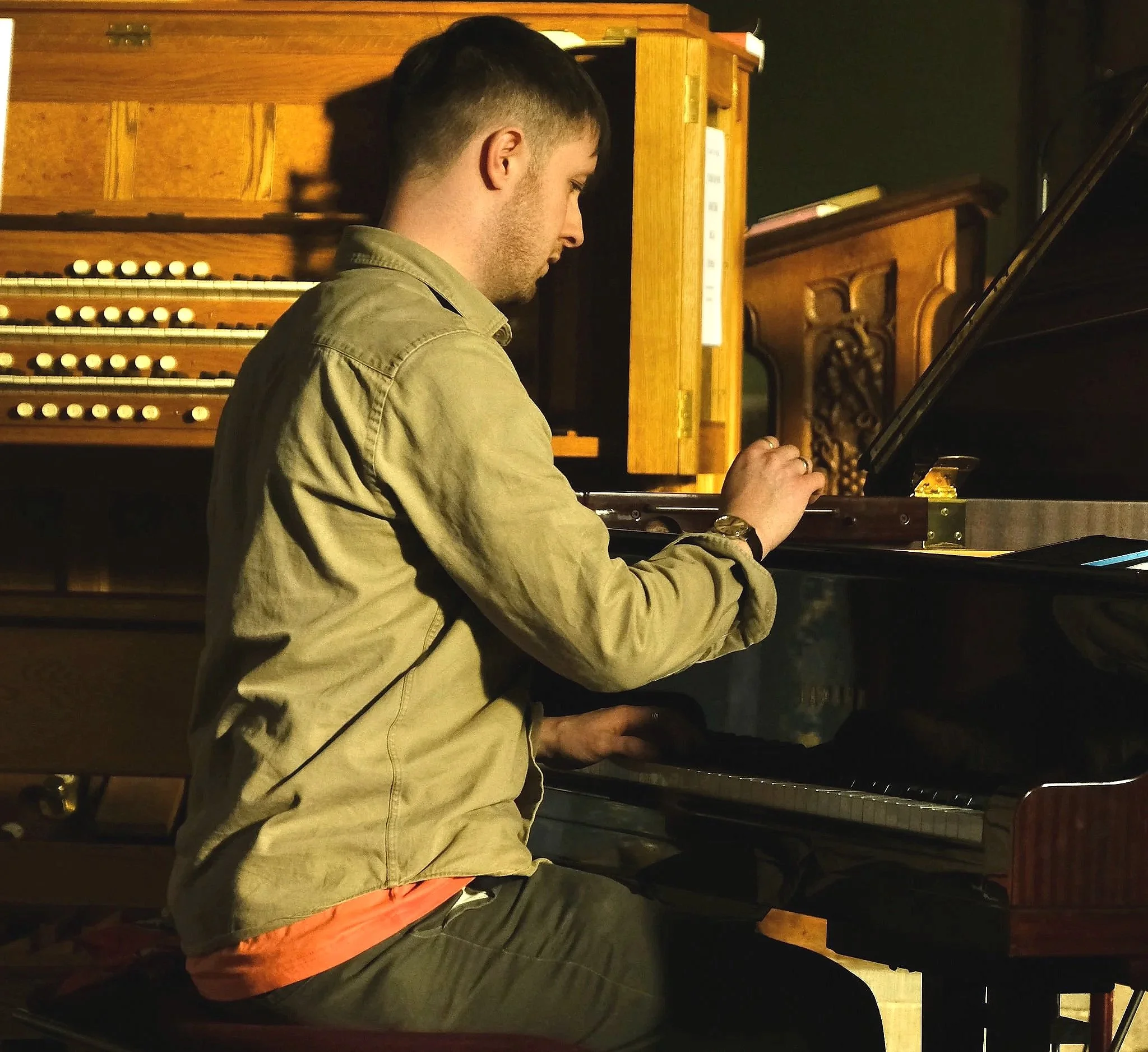 Live in Hay-On-Wye, Wales