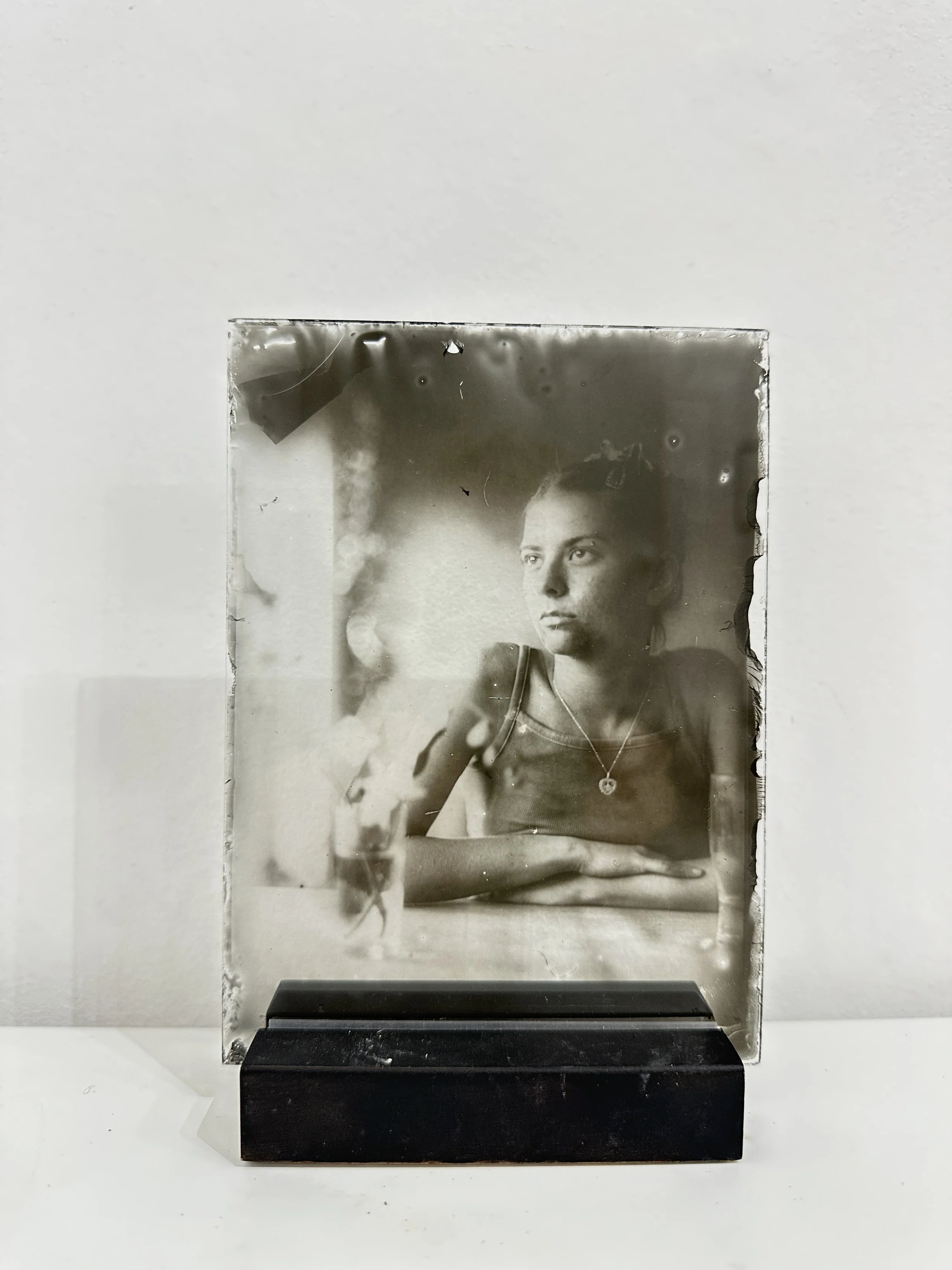 Grace - glass postive on stand