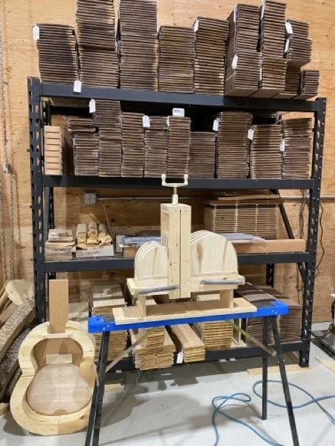 The SOLERA and next to it on the stand is the mould/press for the sides. 