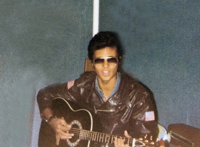 A very young Zarum rehearsing in New York City