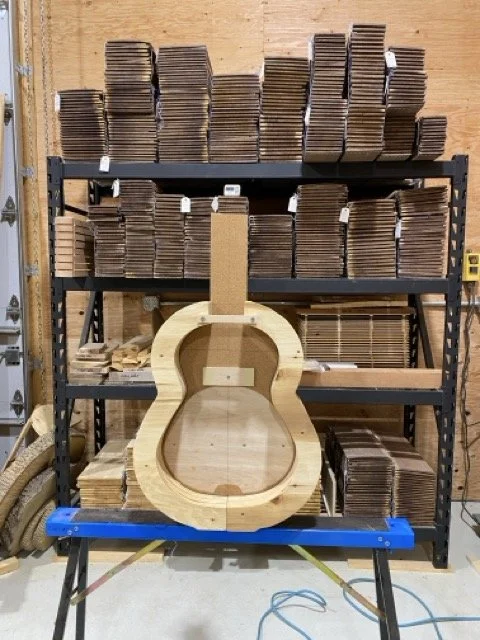 The SOLERA. The mould in which the guitar is assembled