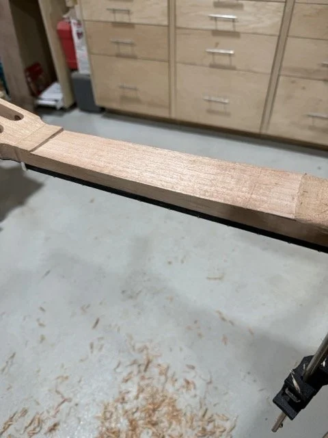 The neck needs to be shaped.