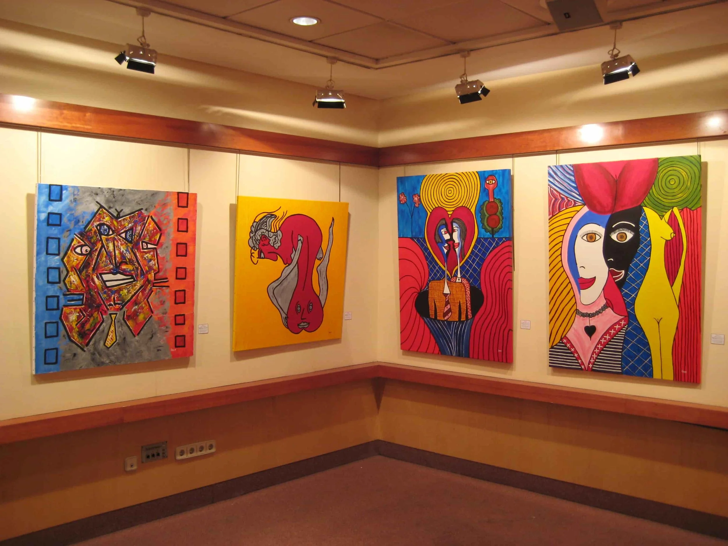 Zarum exhibit in Spain sponsored by El Corte Inglise. 