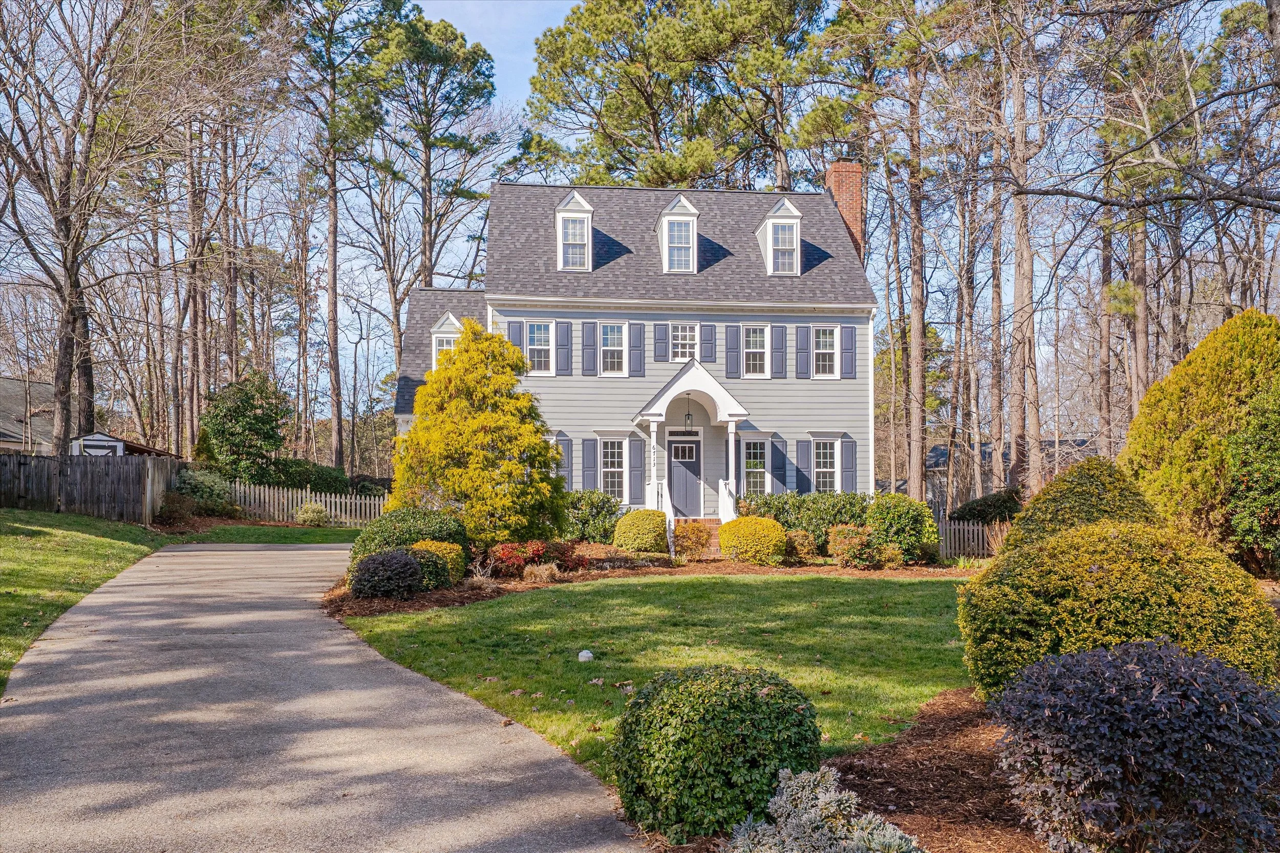 02-6713 Ascot Ct -2.jpg