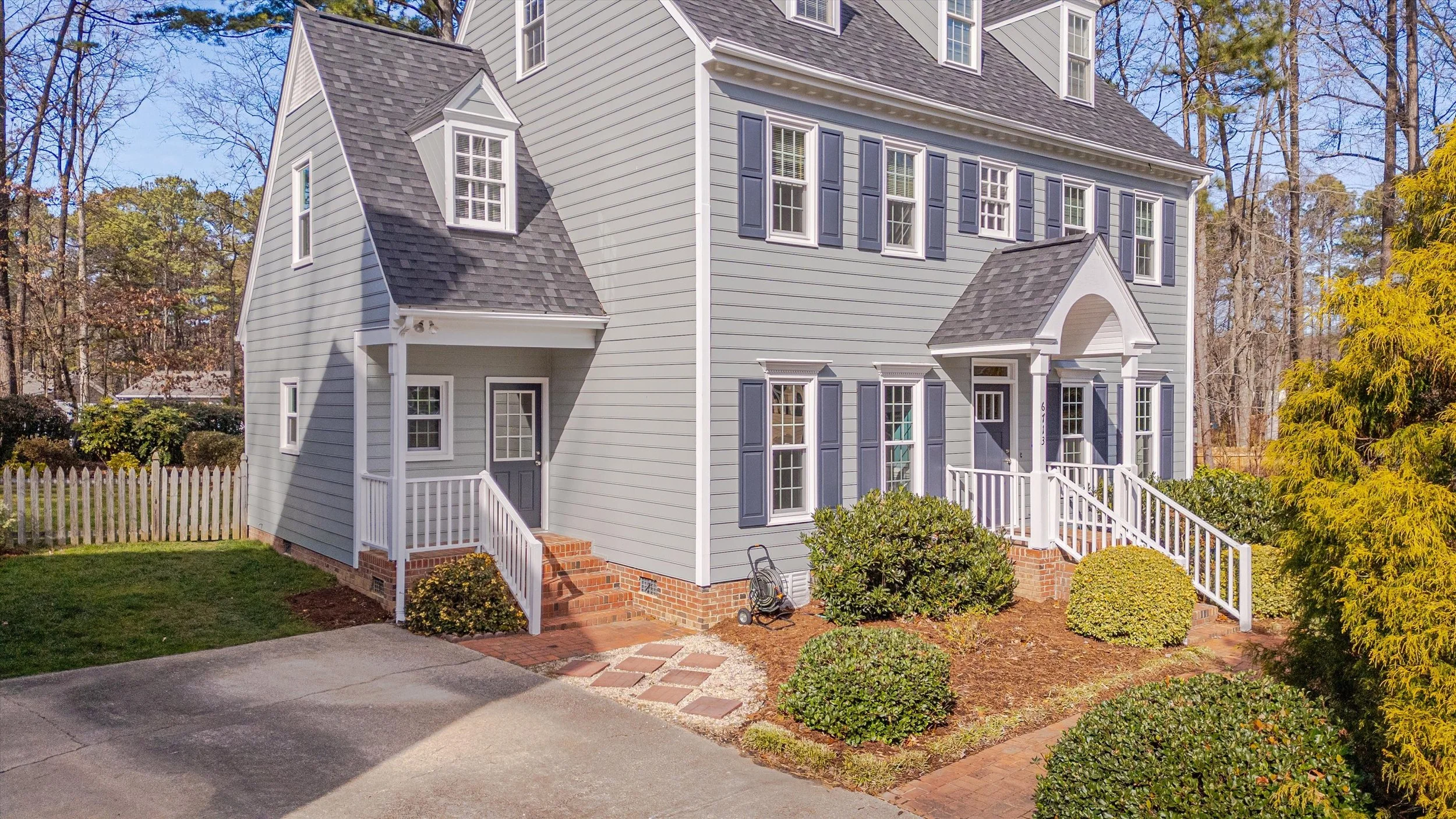 05-6713 Ascot Ct -5.jpg