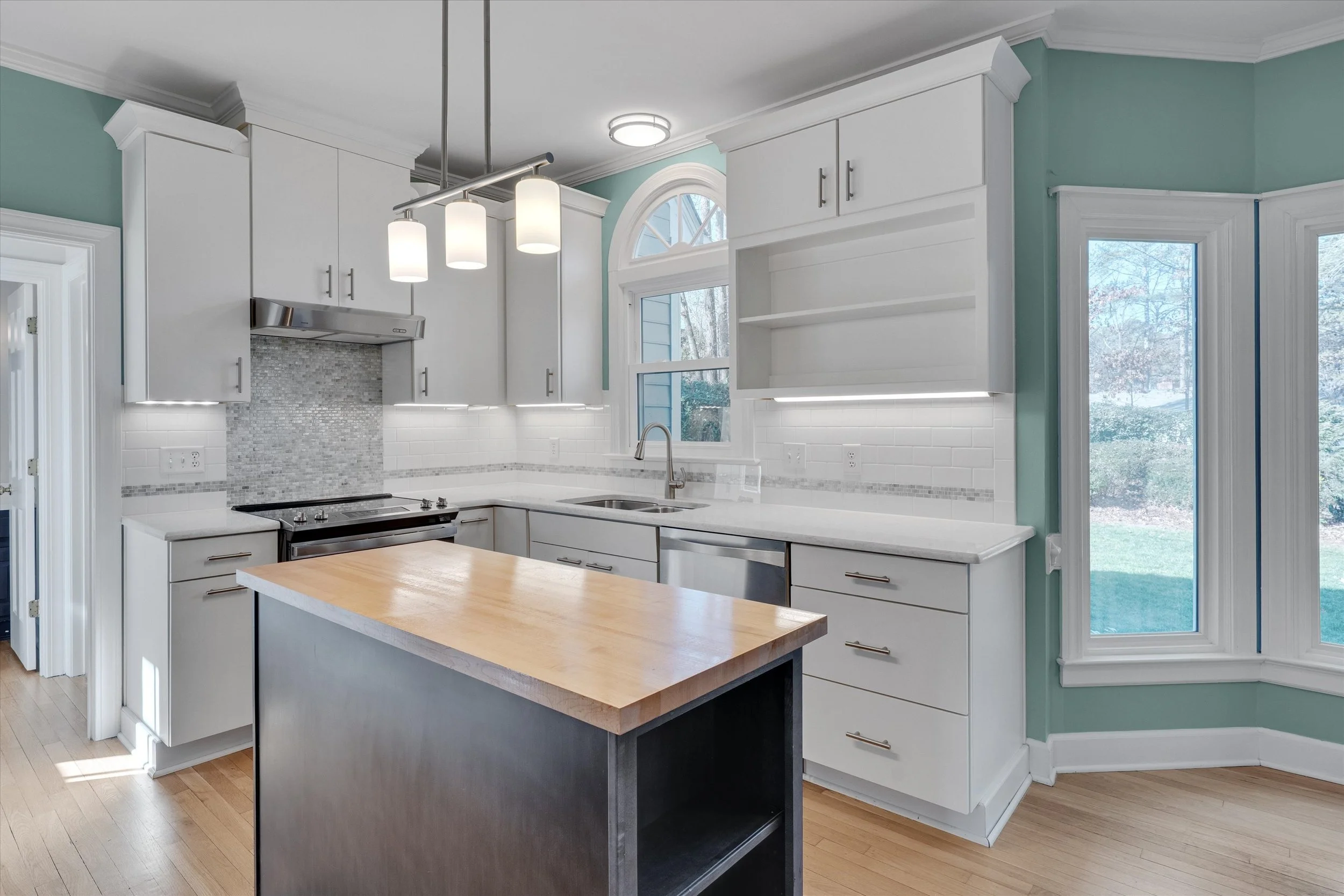 22-6713 Ascot Ct -20.jpg