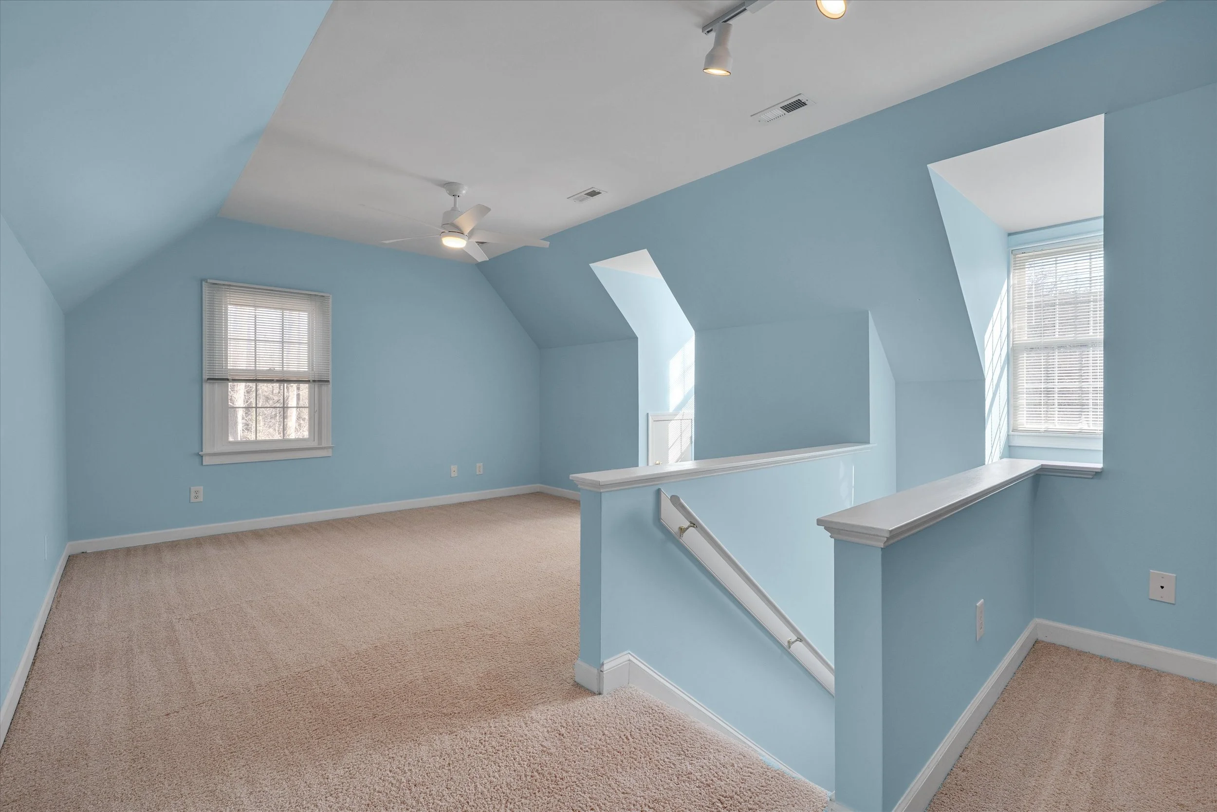 37-6713 Ascot Ct -35.jpg