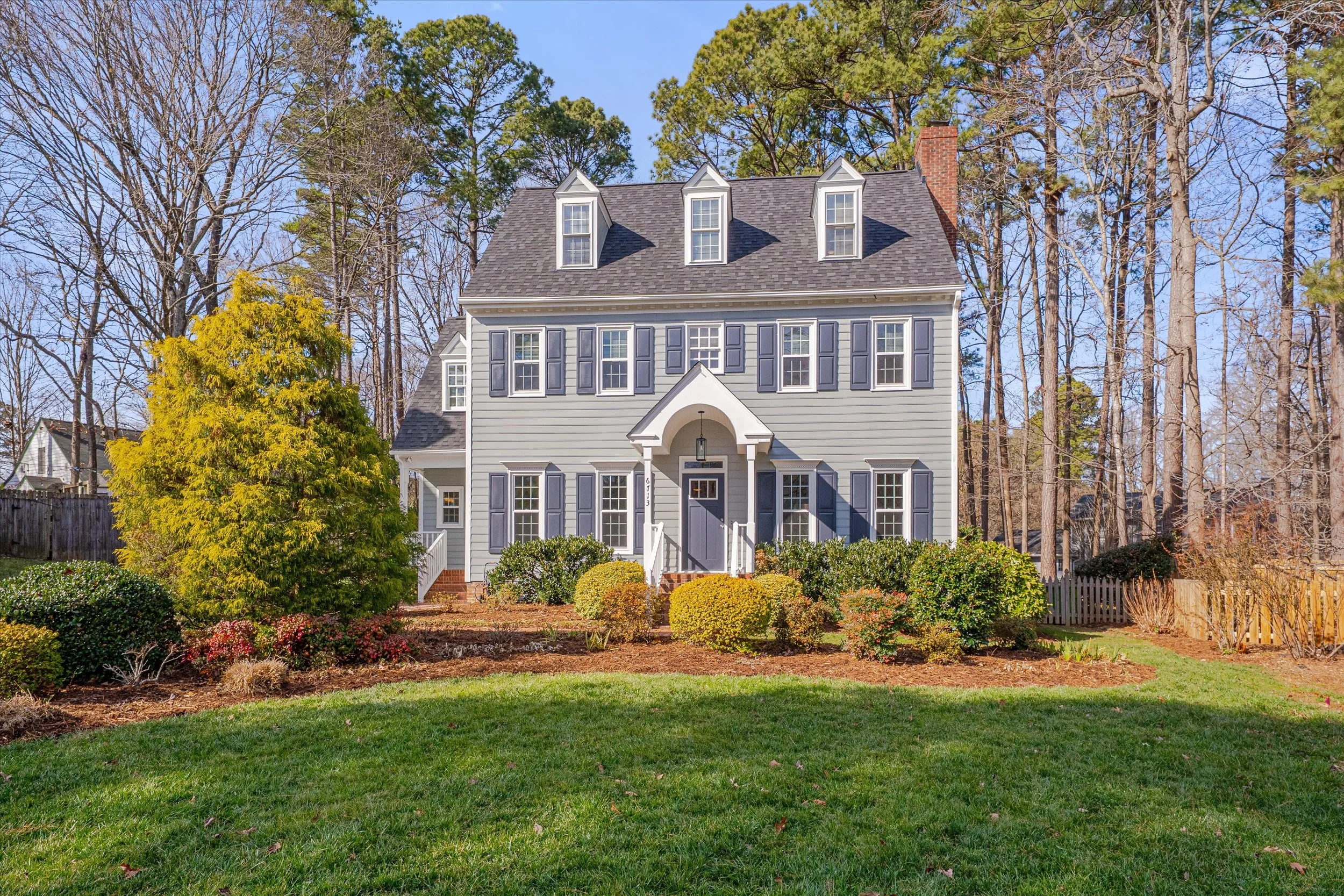 03-6713 Ascot Ct -3.jpg