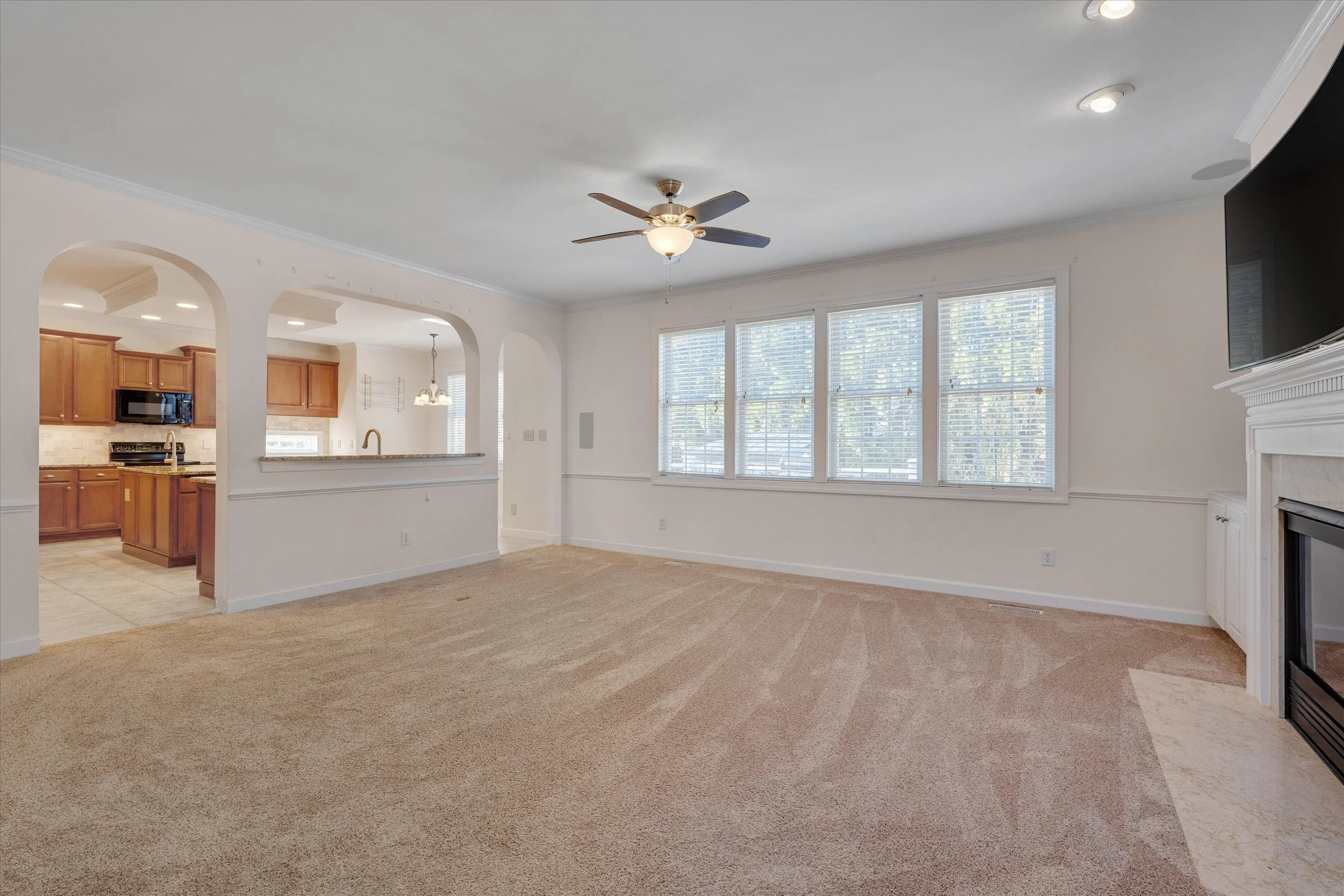 11-112 Beckford Rd-11.jpg