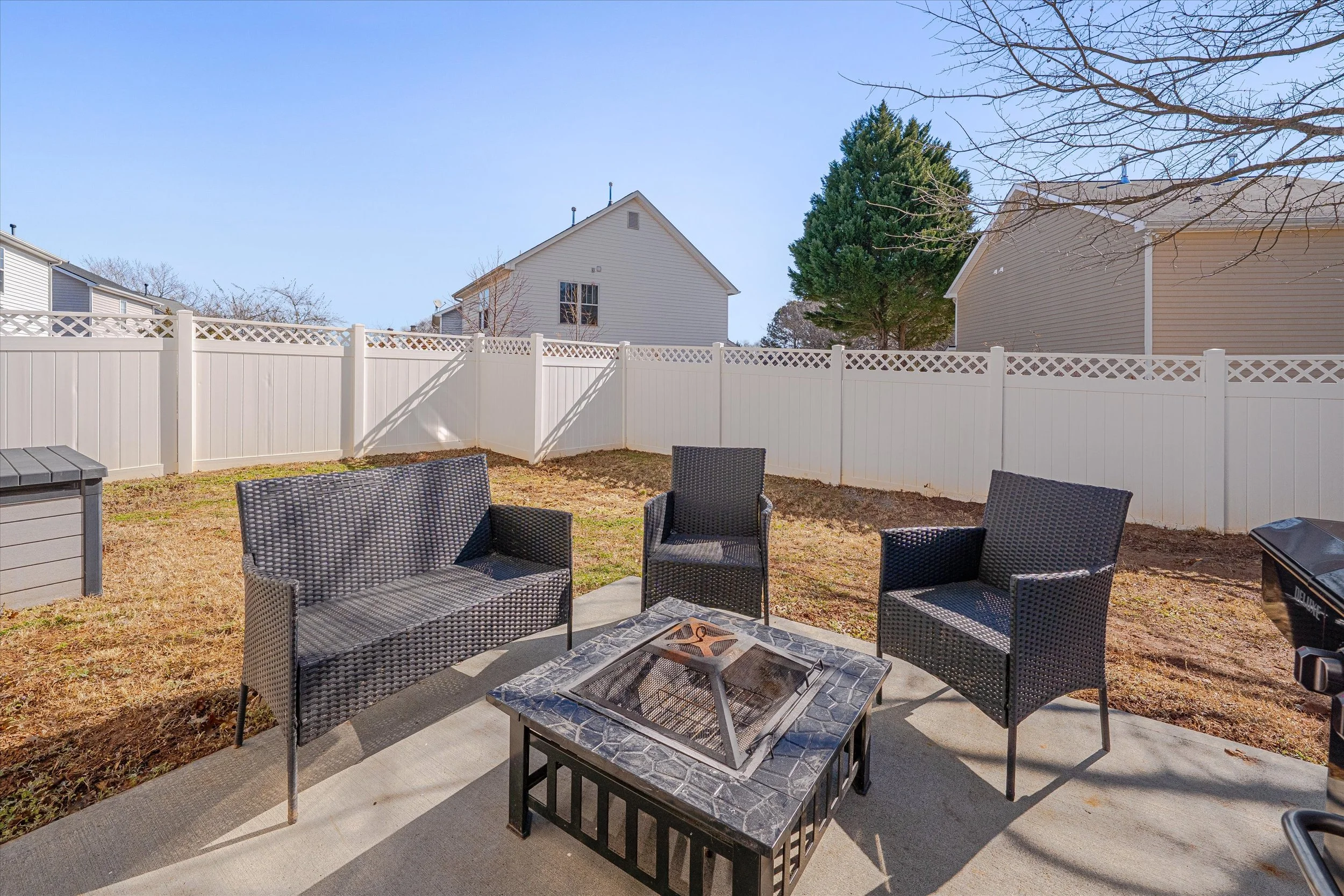 03-1812 Falls Landing Exteriors -3.jpg