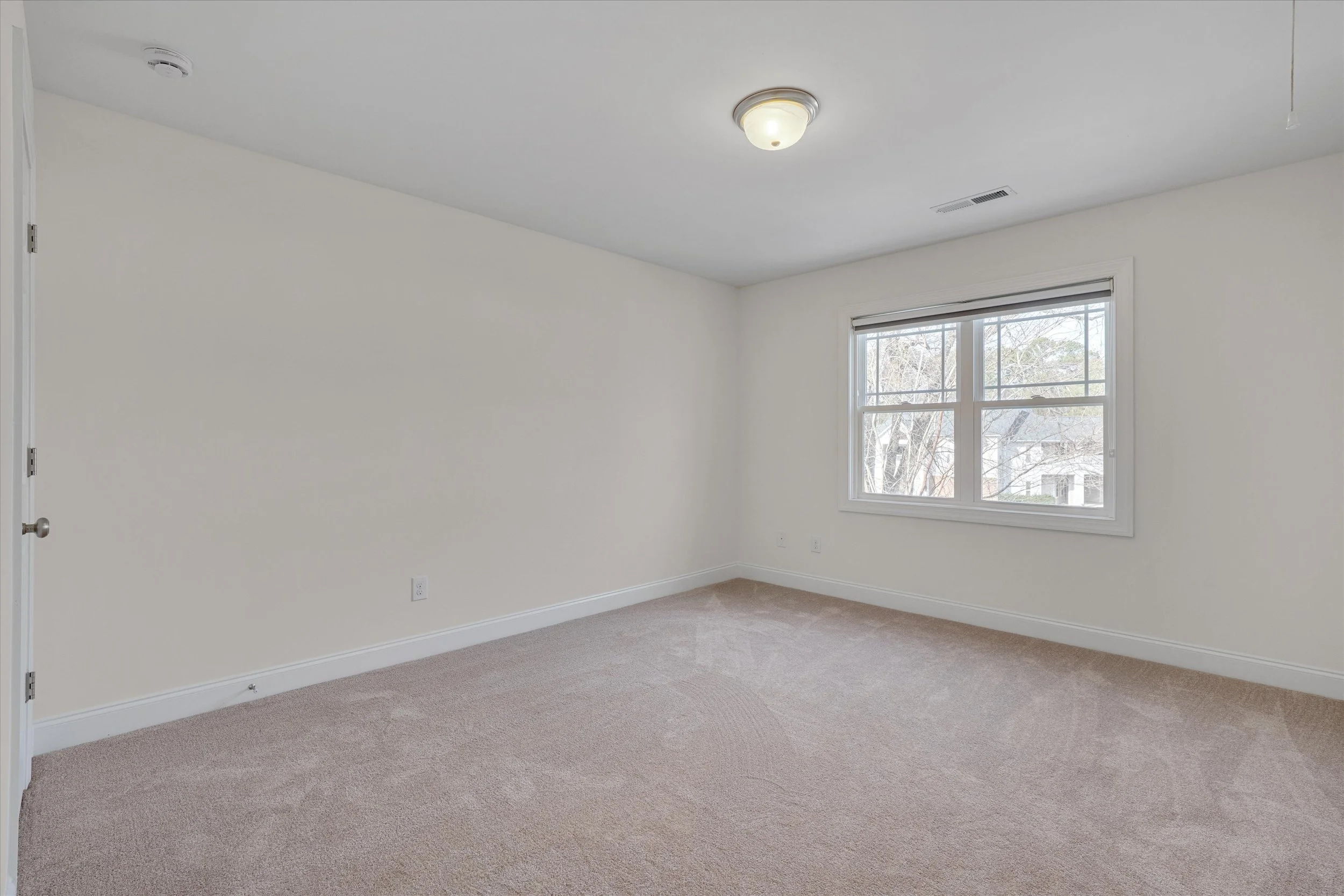 27-1812 Falls Landing-19.jpg