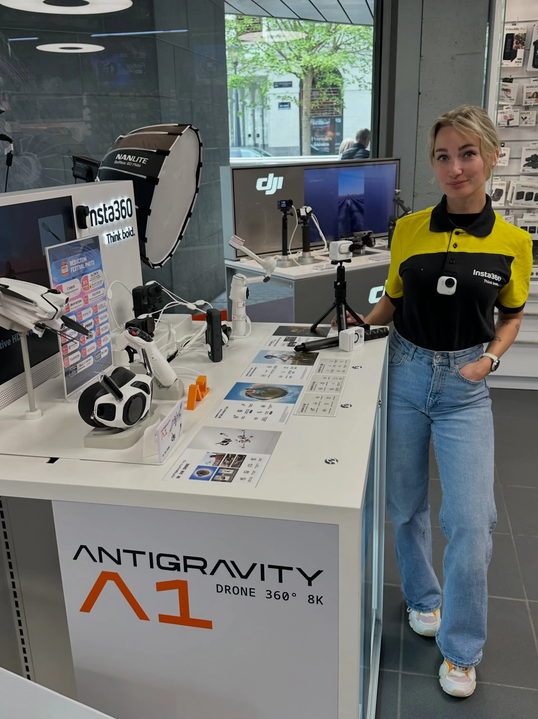 Je ne parle pas fran&ccedil;ais&hellip; 🇫🇷

Maar ik hou wel van een uitdaging 😄

Via @transcontinenta was ik namens Insta360 aanwezig bij Festival Photo in de Kamera Express Belgi&euml; store in Luik.

En ondanks mijn slechte Frans kon ik dankzij 