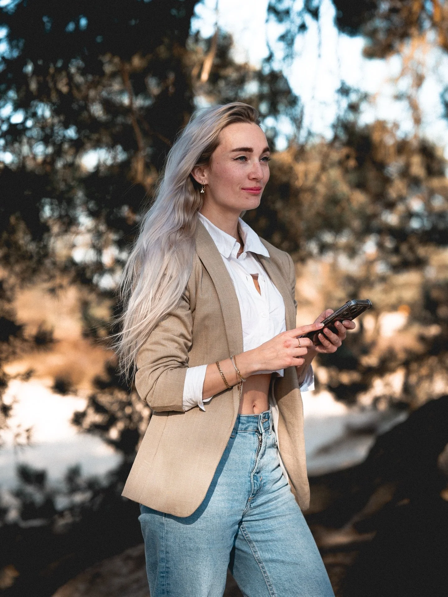 Jouw passie, mijn expertise. Samen vertalen we jouw persoonlijkheid en de missie van je bedrijf naar een krachtige online uitstraling die opvalt, verbindt en resultaat oplevert

Wil je een vrijblijvend gesprek om hierover te sparren? 
📞 Plan een onl