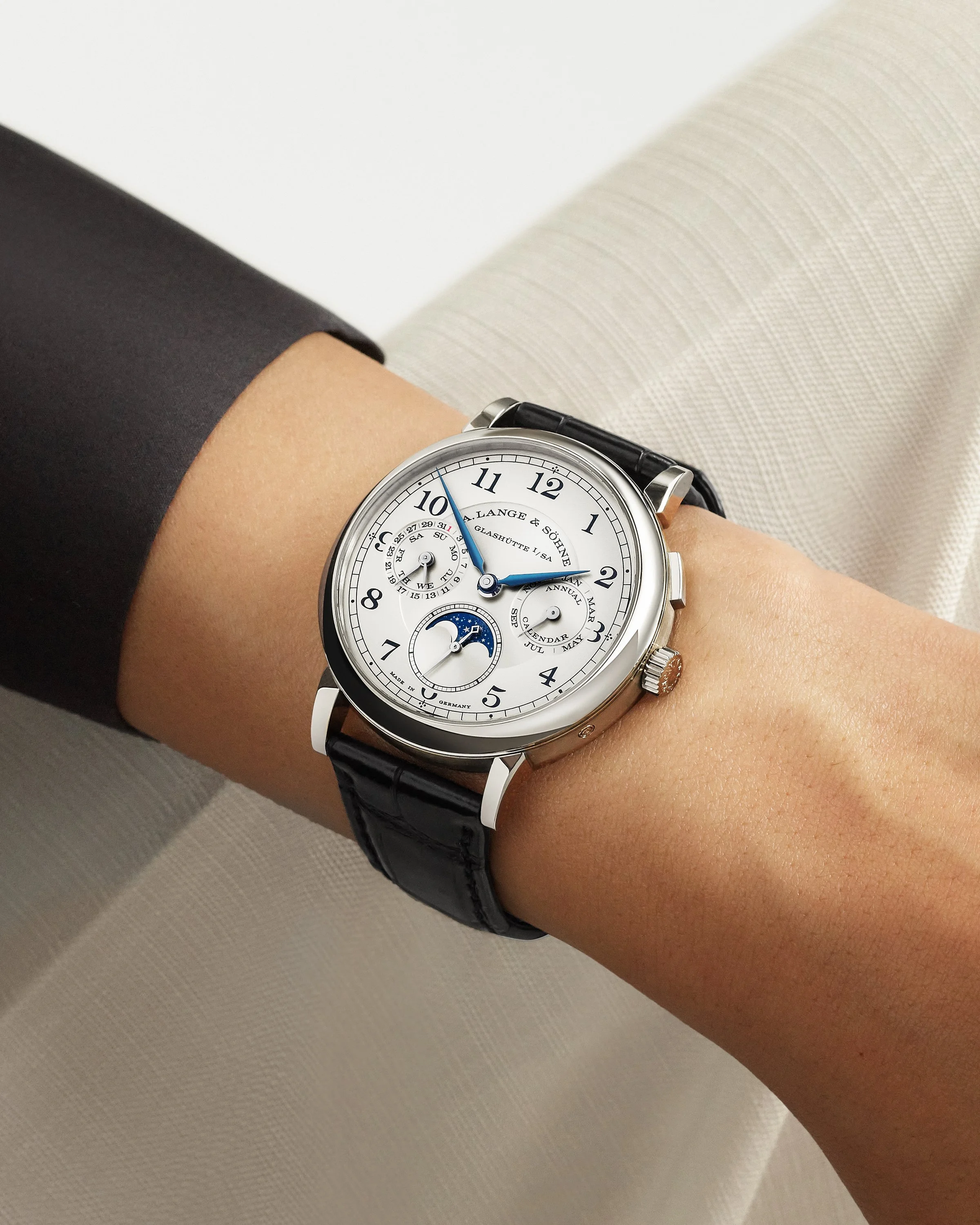 238.026_OU_Womens copy 1.jpg