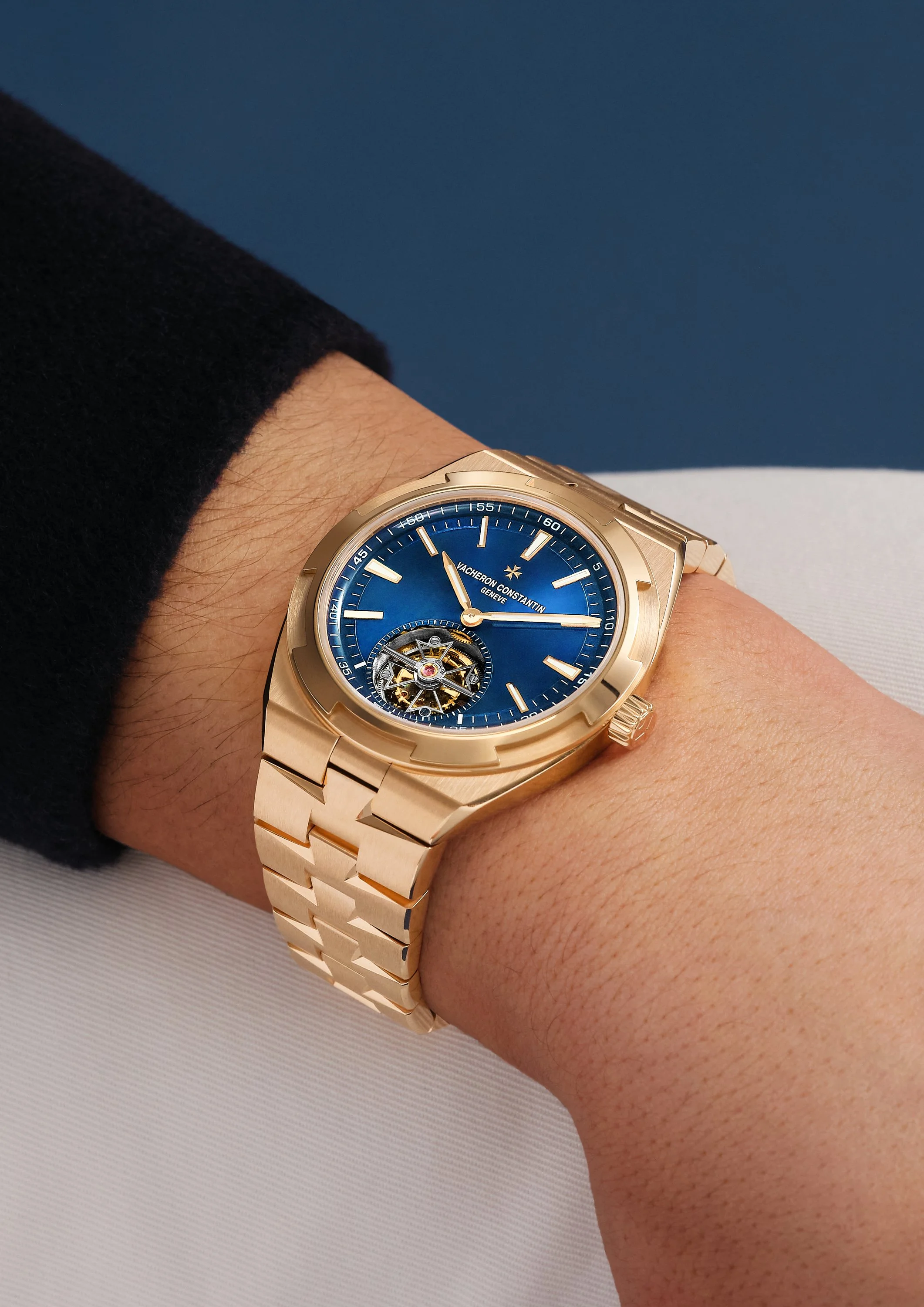 6000V_210R_B733_OU1_M copy.jpg