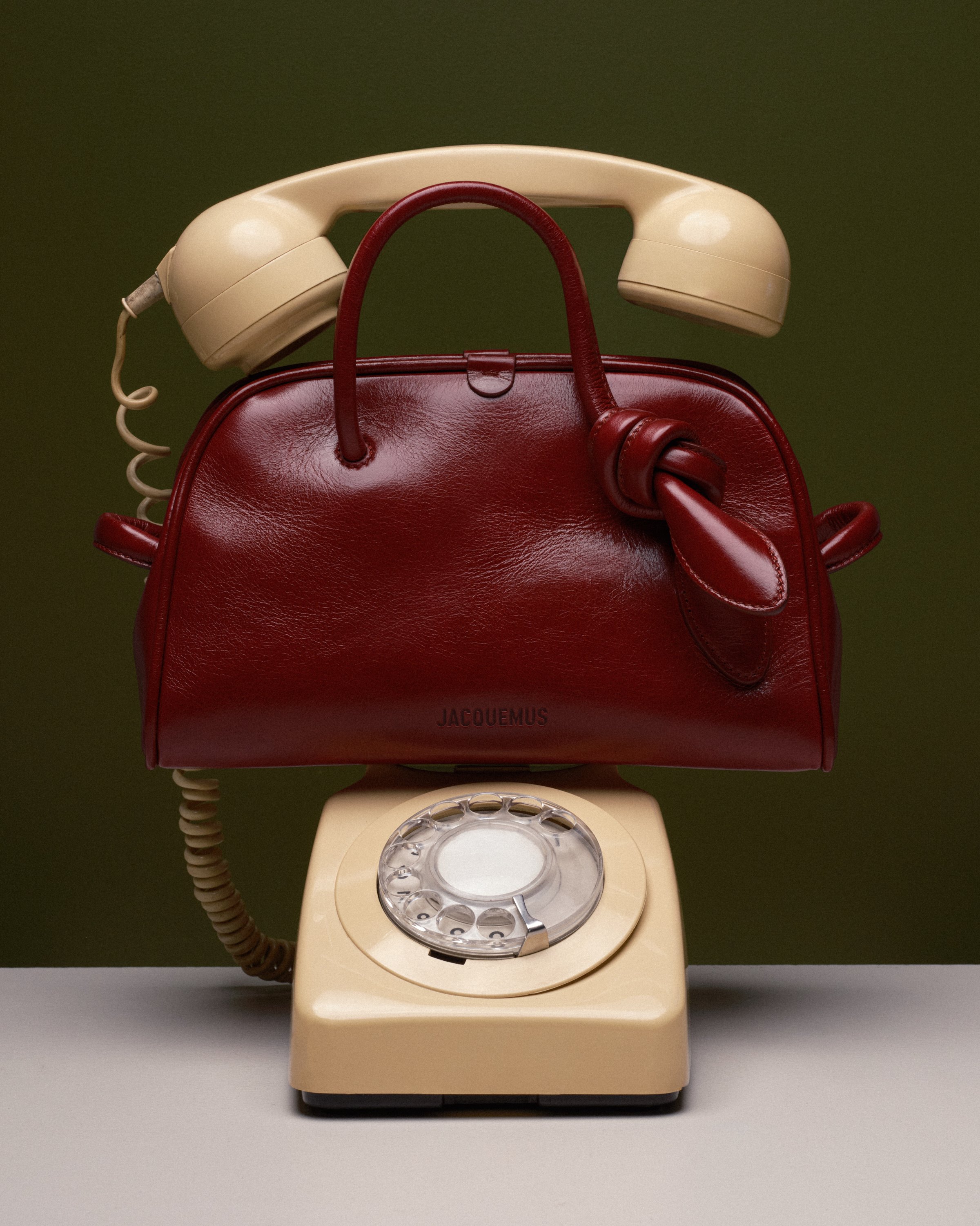 Remove back strap(1).jpg