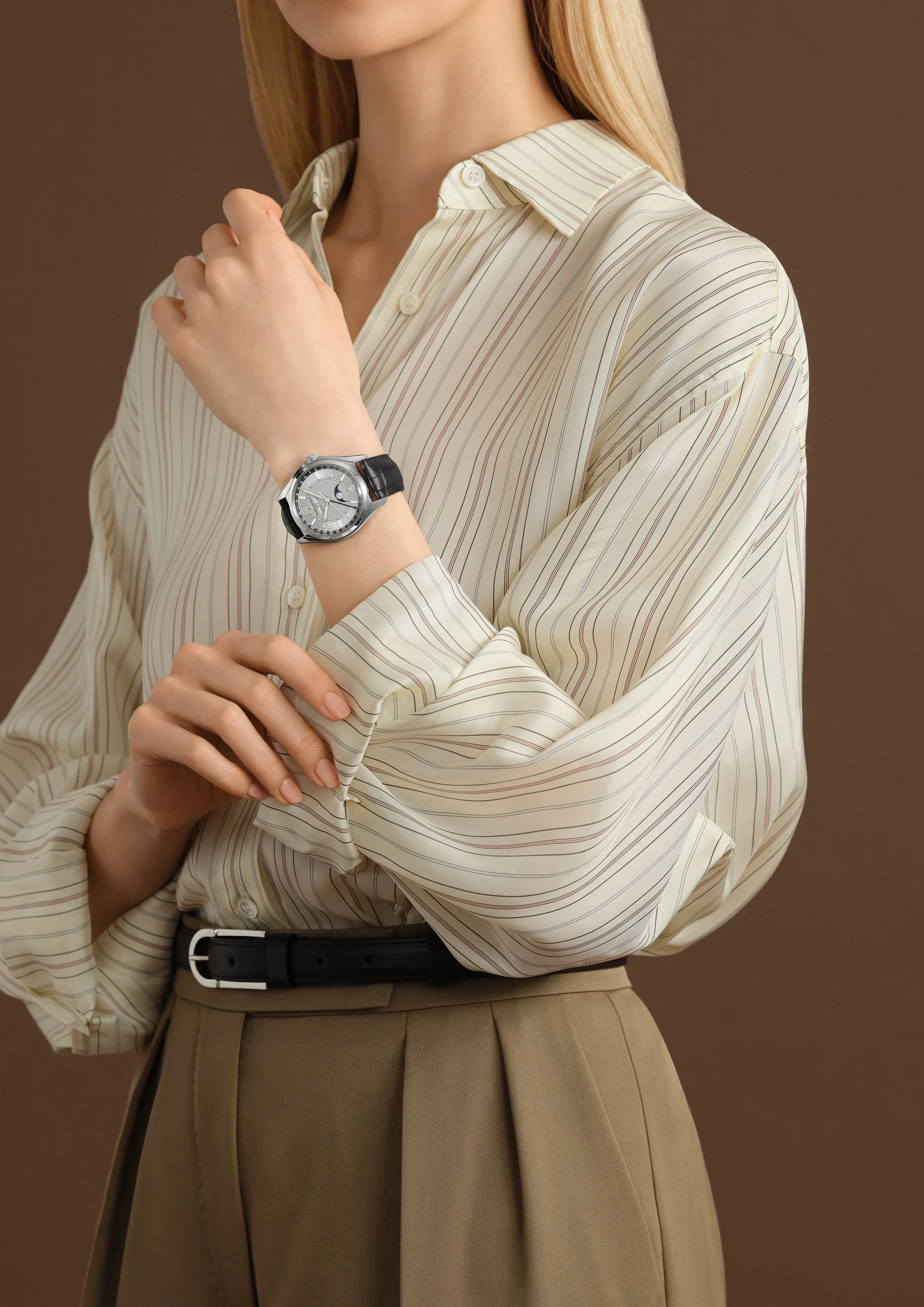 4000E_000A_B439_0U2_F copy.jpg