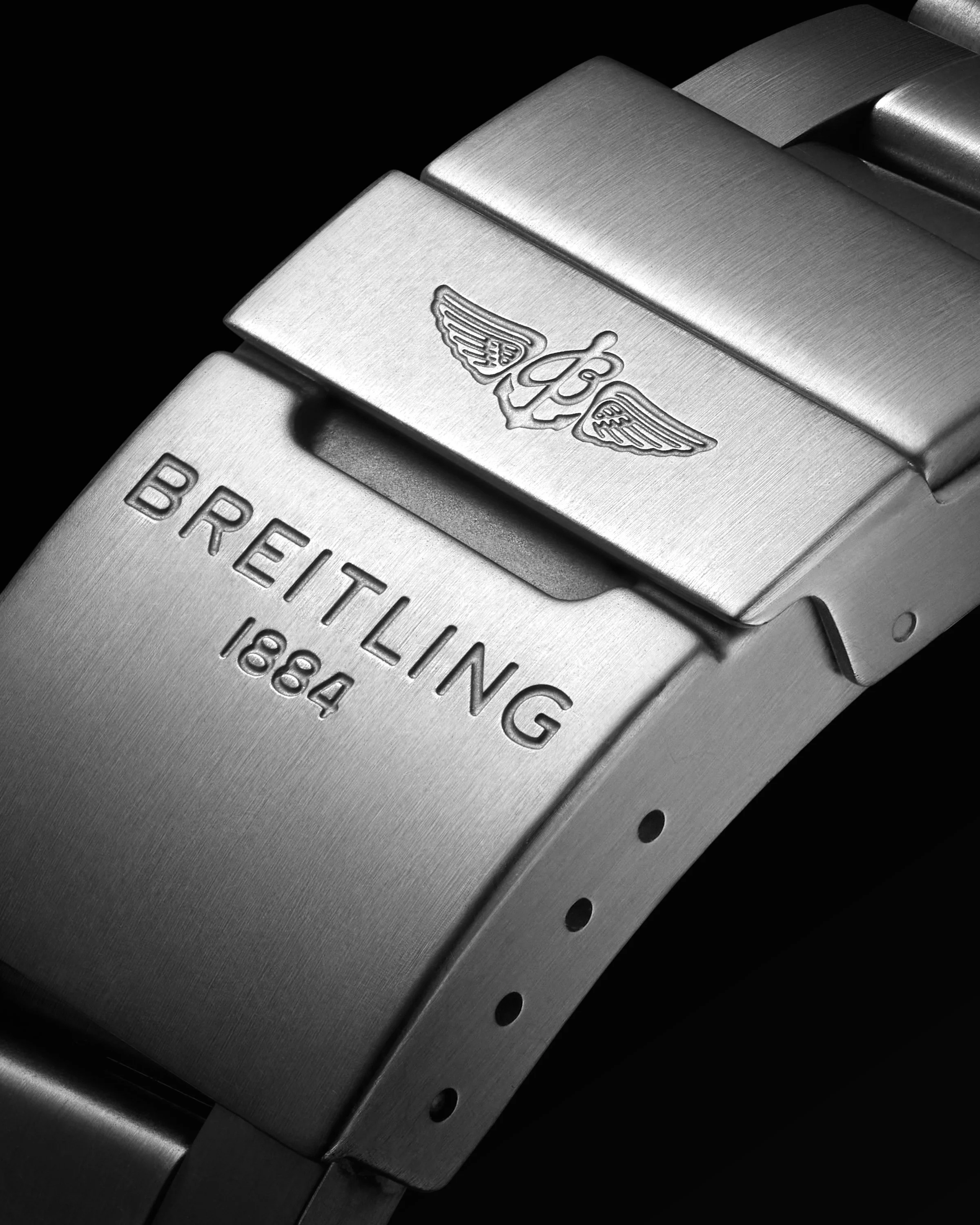 breitling clasp retouch by james burton 2.jpg