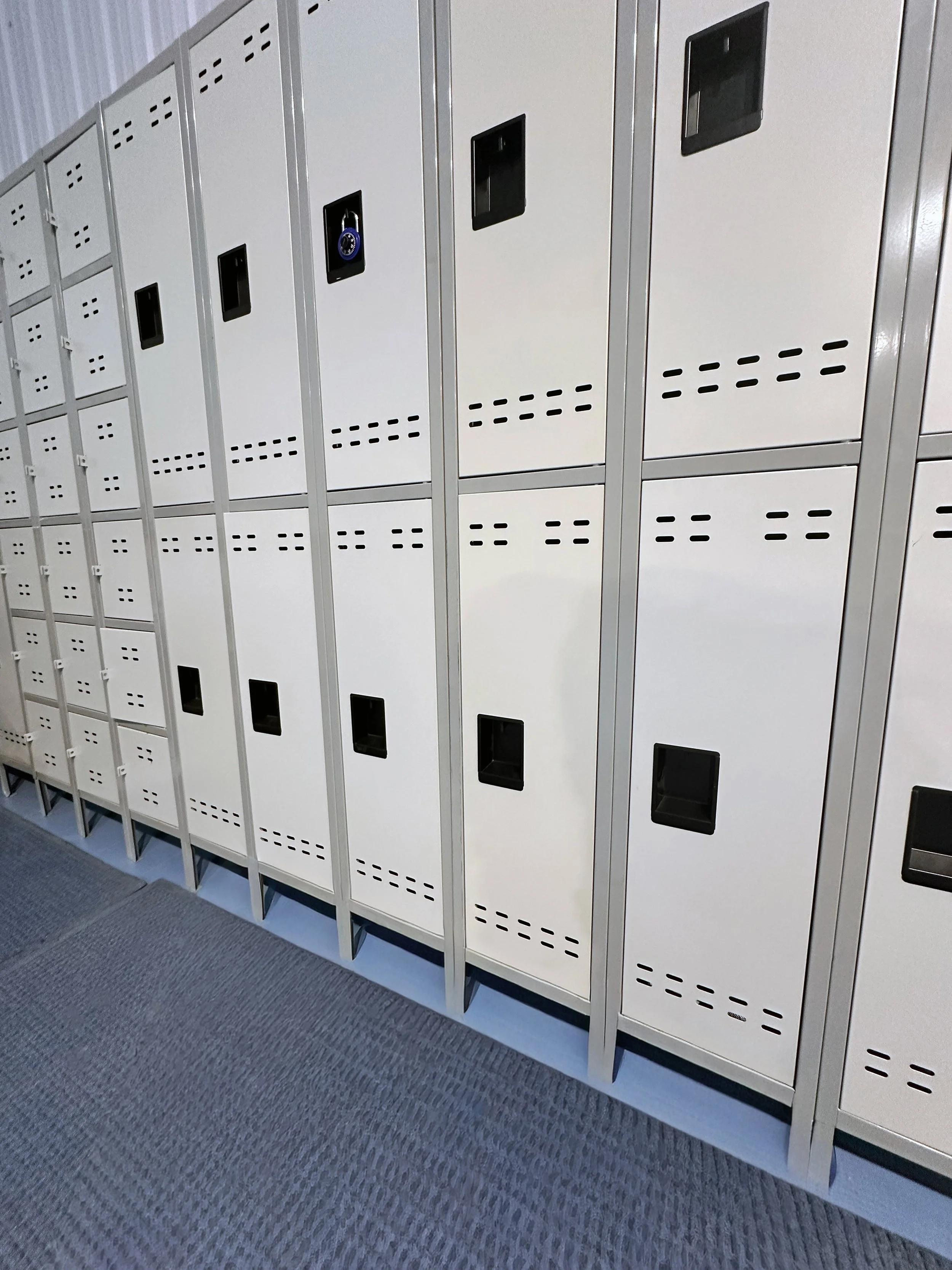 Lockers.jpg