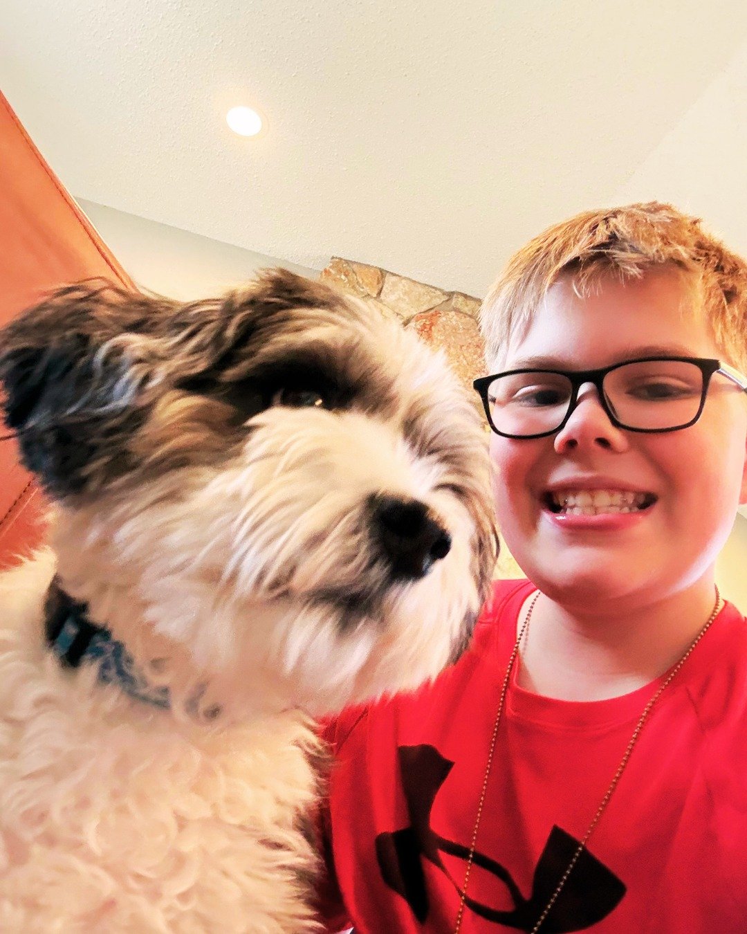 Work trip with a plus one 👦

📍 Board of medicine meeting
📍 Presentation delivered
📍 Supper breaks
📍 Duck sightings 🦆
📍 Office tours
📍 Dog cuddles 🐶

This is what "balance" actually looks like.

The best part? My son got to see what