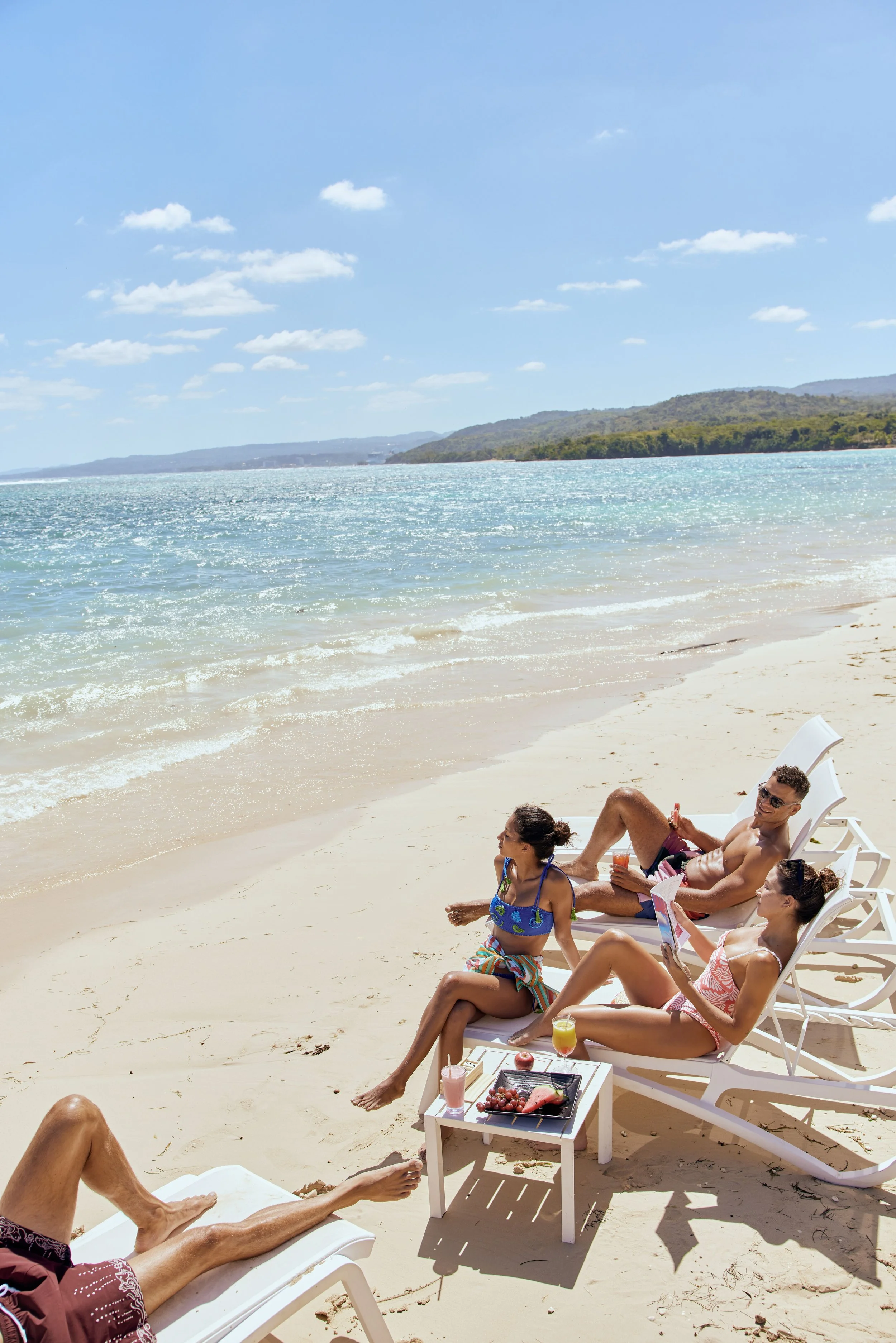 Travel Advisor Asset-SDR-Lifestyle-Beach-Group-Sitting-Chairs.jpg