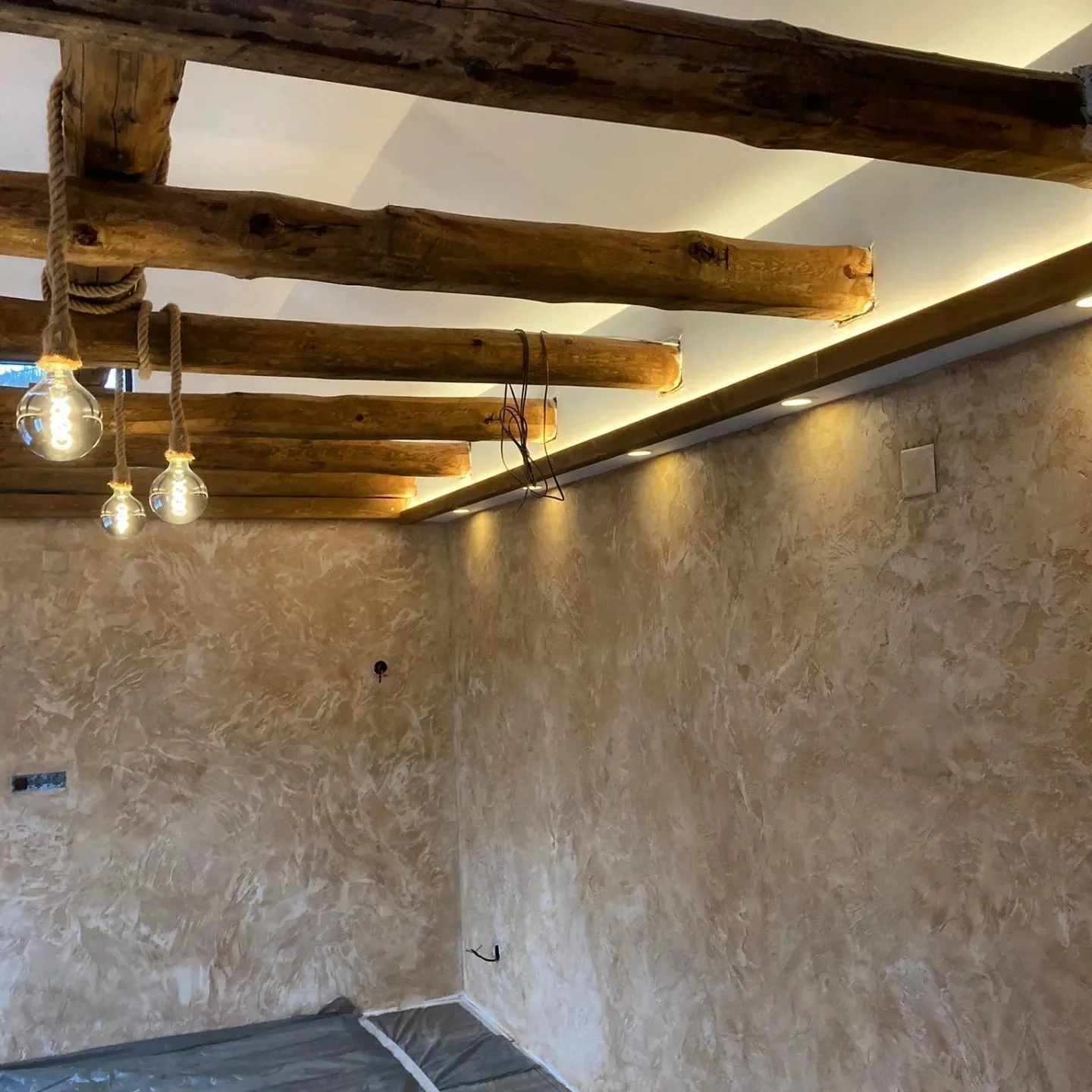 Wand im rustikalen Effekt