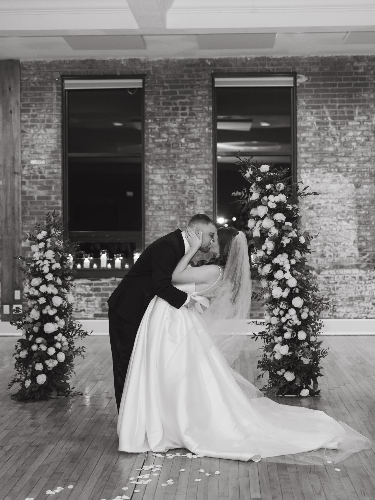 2026 brides&hellip;this will be you!! 🤩🎉🥂

Happy wedding year to all our 2026 couples 🤍