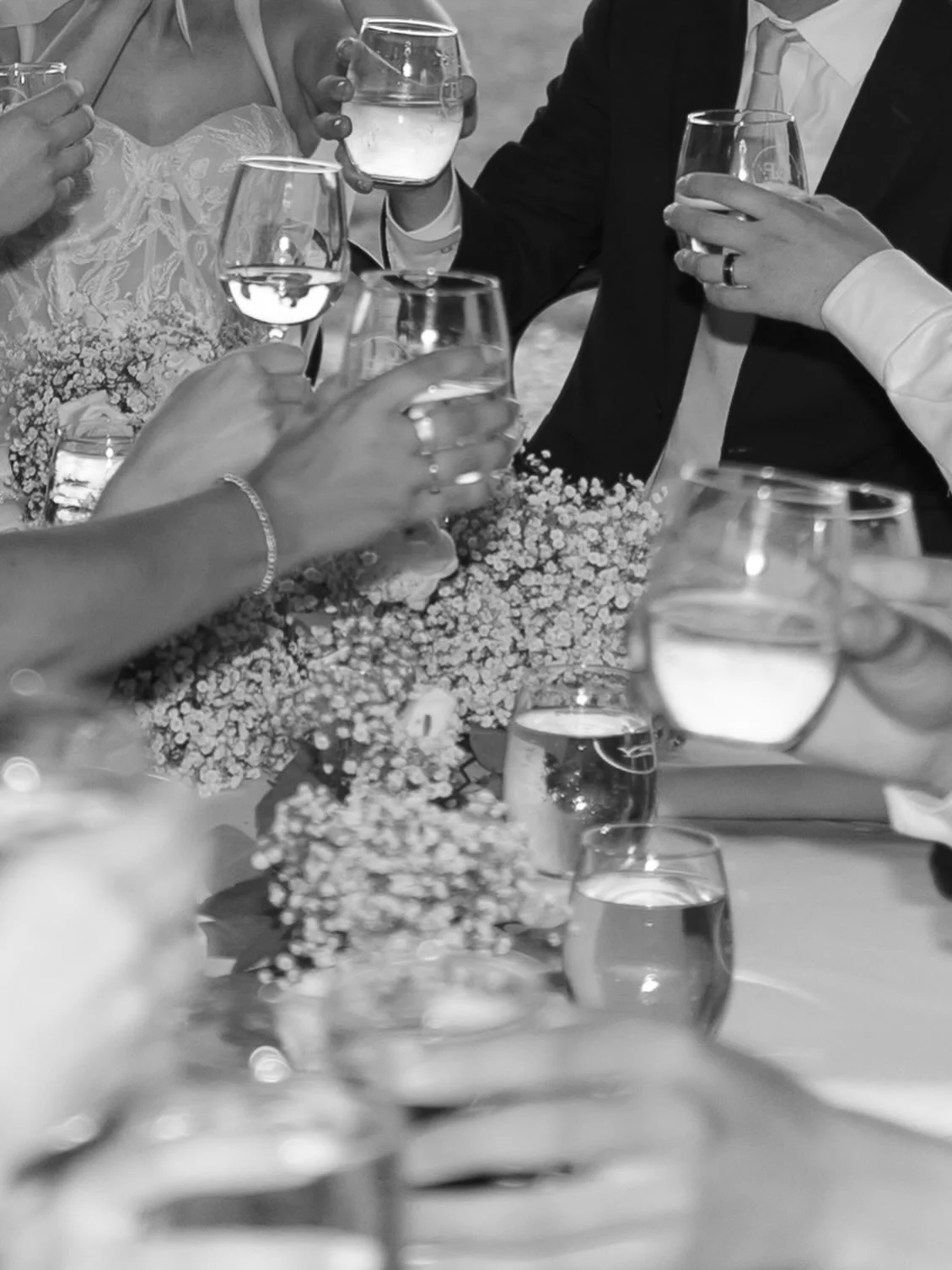 Inquiring minds want to know:

How many guests did you invite to your wedding AND how many guests came to your wedding?! 

Past brides let us know!