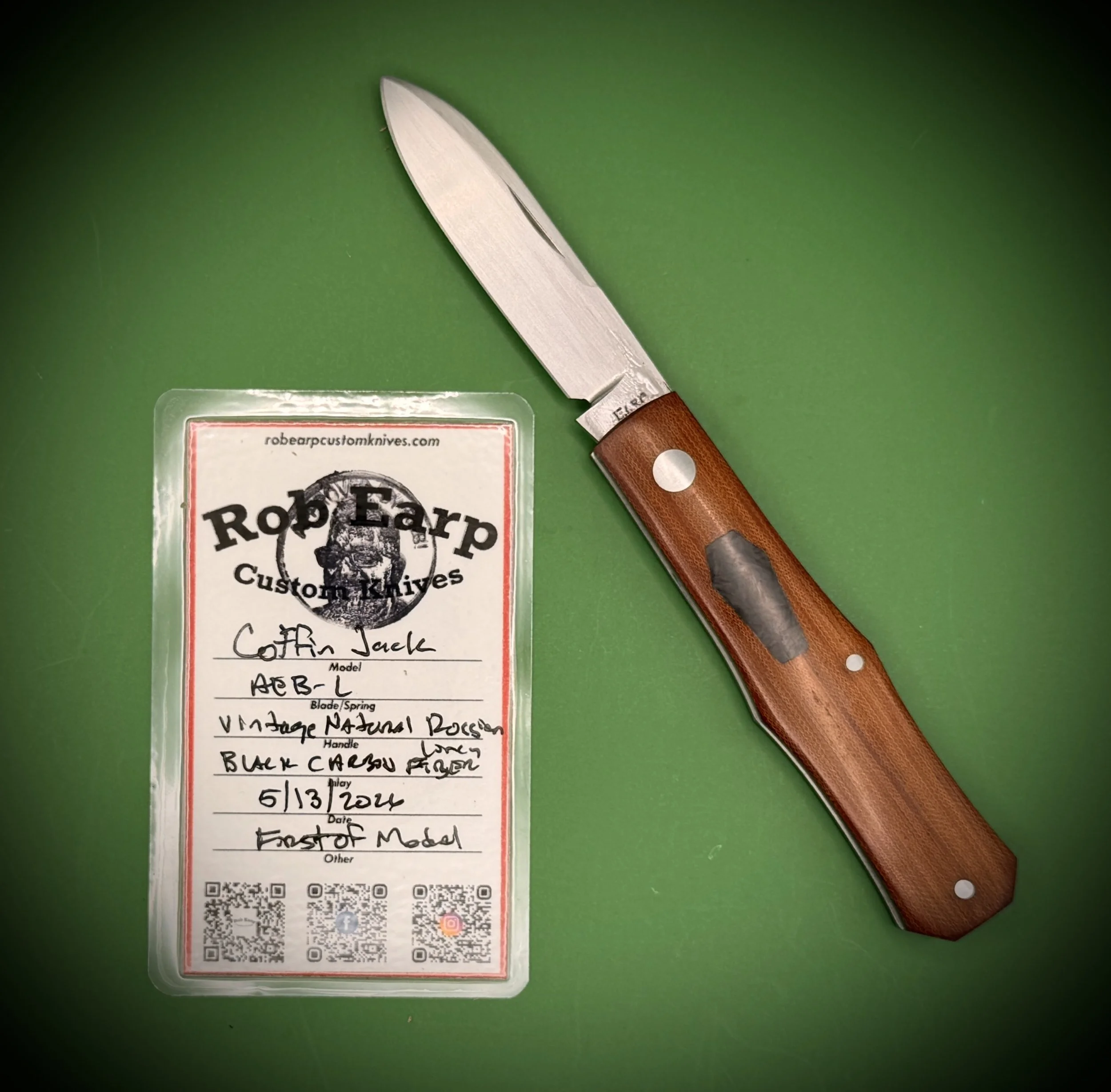 Coffin Jack
3 5/8 Closed
2 5/8 Blade