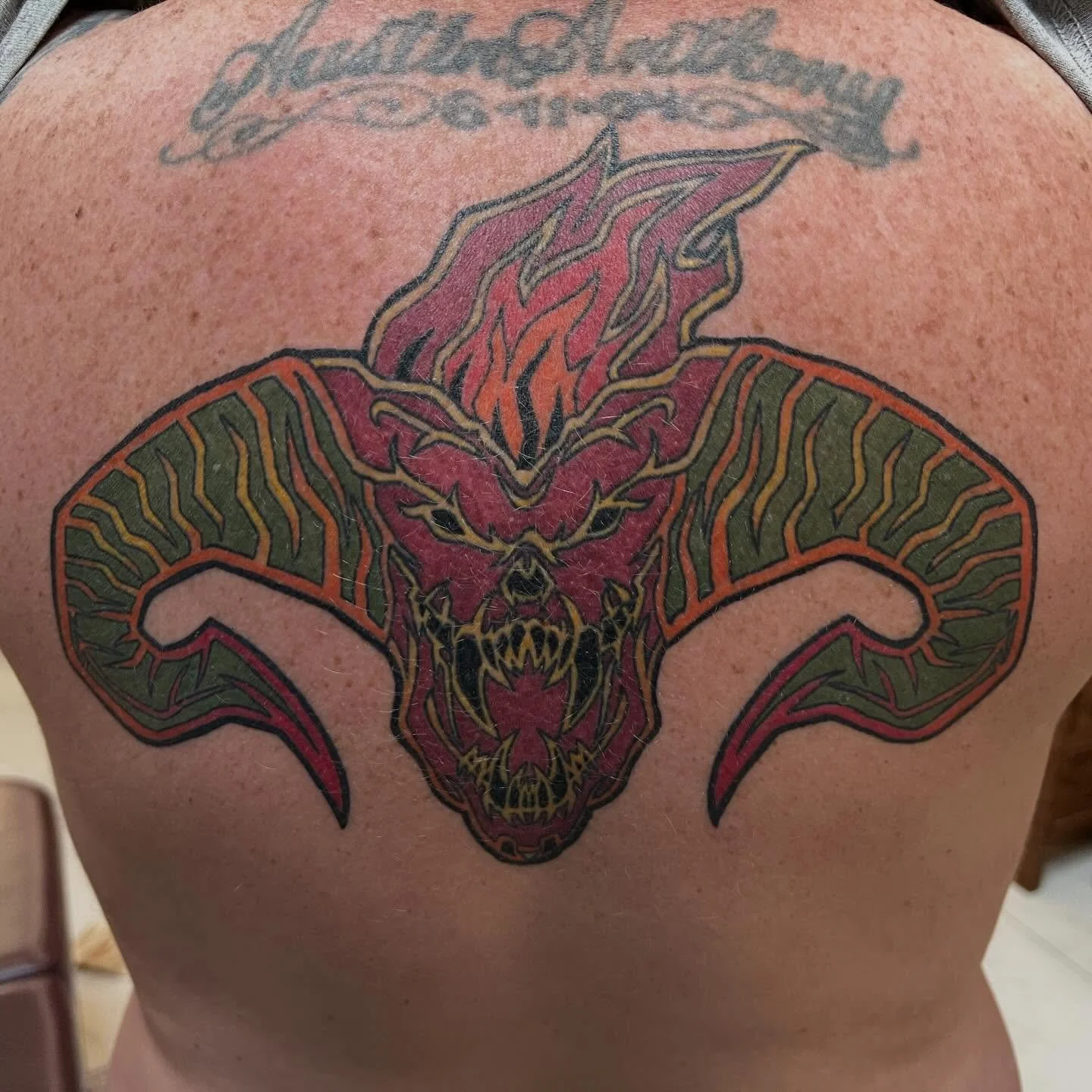 Snagged a healed photo of the Balrog the other day! Love how this piece healed up! Cannot wait to add more to Aaron&rsquo;s back!

Text me at 409-659-6509 and let&rsquo;s do something Lord of The Rings!

#lotr #lotrtattoo #colortattoo #tattoo #tattoo