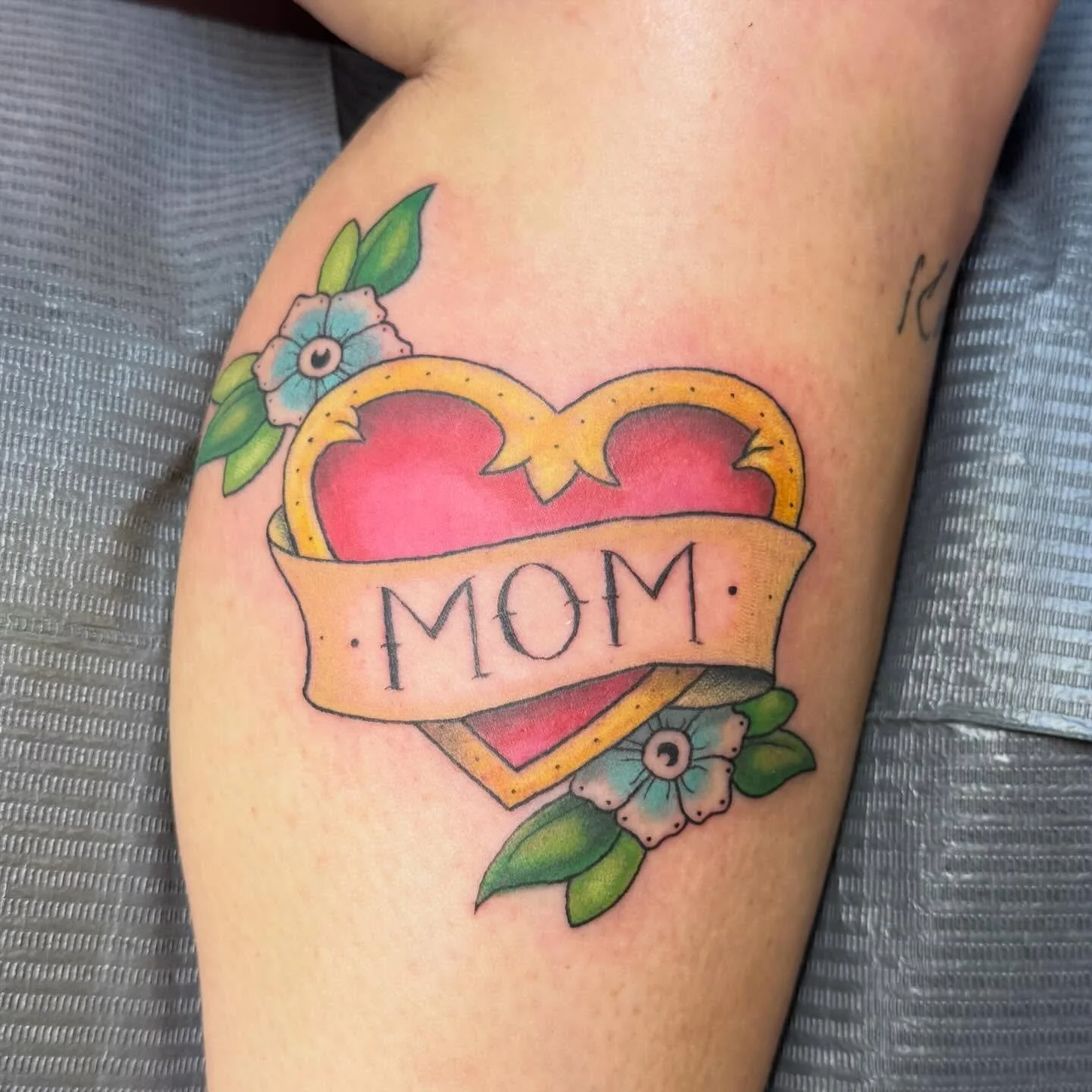 Nothing says I love you mom like getting a mom heat tattoo 😍😍😍

Thanks Tammy for coming and getting my mom heart design from me! Had a blast tattooing this piece for you!

If you would like a Mattoo appointment text me 409-659-6509 and let&rsquo;s