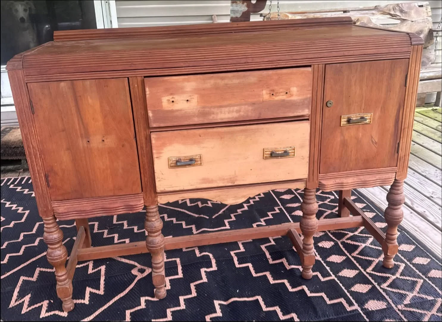 Before&hellip;. And AFTER 🤩
Don&rsquo;t worry. I only accidentally stained it black (always shake your stain up before you apply 🥲), had to scrap sticky stain off with a pizza cutter, sand it 500 times, accidentally got dog hair stuck all over it (