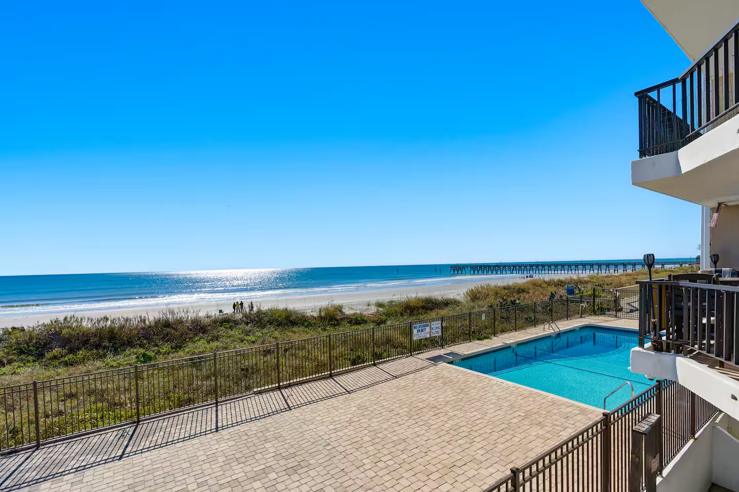 Relax in comfortable seating while the sound of waves sets the perfect backdrop for your getaway.
