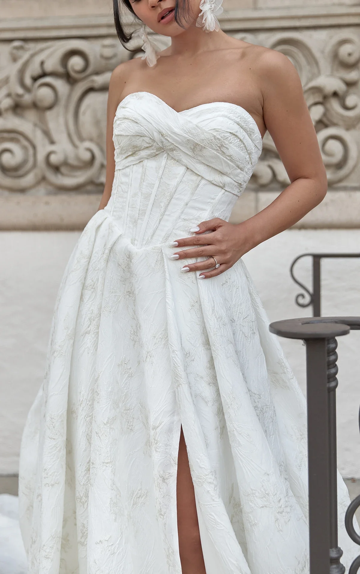 D4080-01.webp