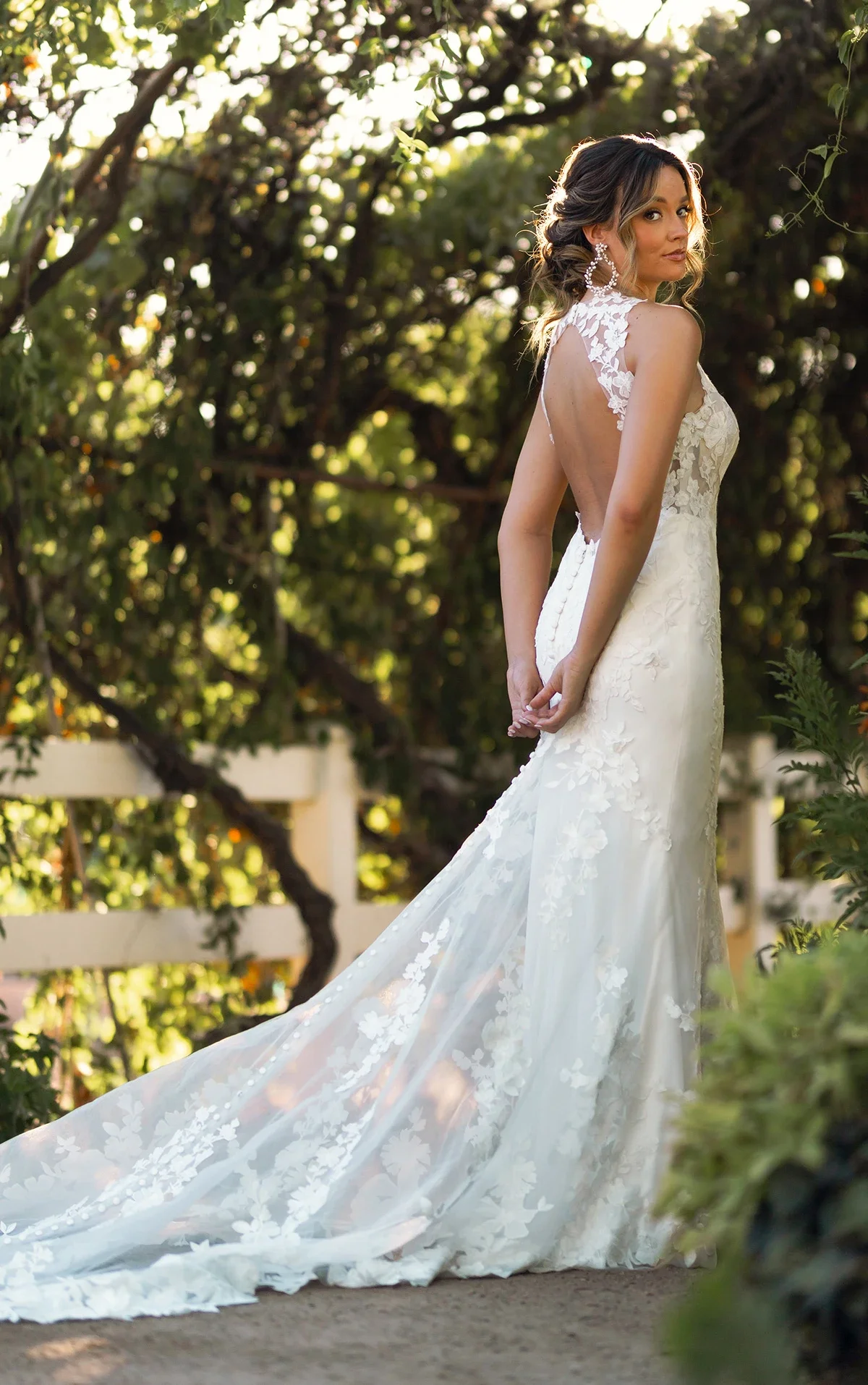 D4141-01.webp